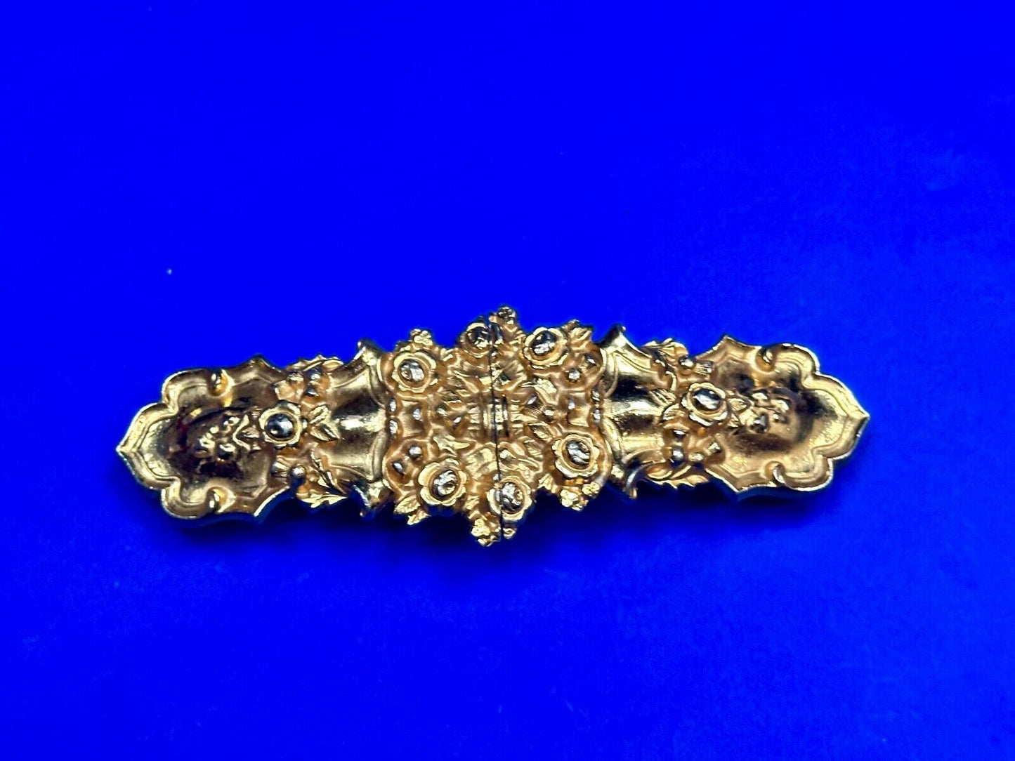 almost 7" wide Accessocraft NYC Two piece Interlocking gold color belt buckle
