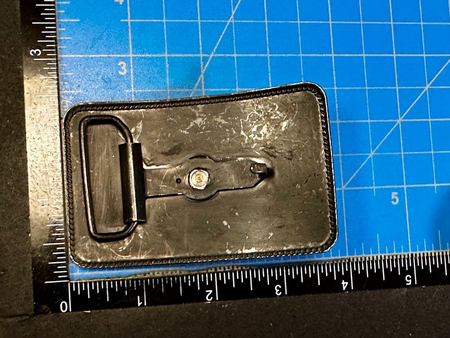 Vintage Cowboy Kneeling With Rodeo Lasso Rope Western Belt Buckle