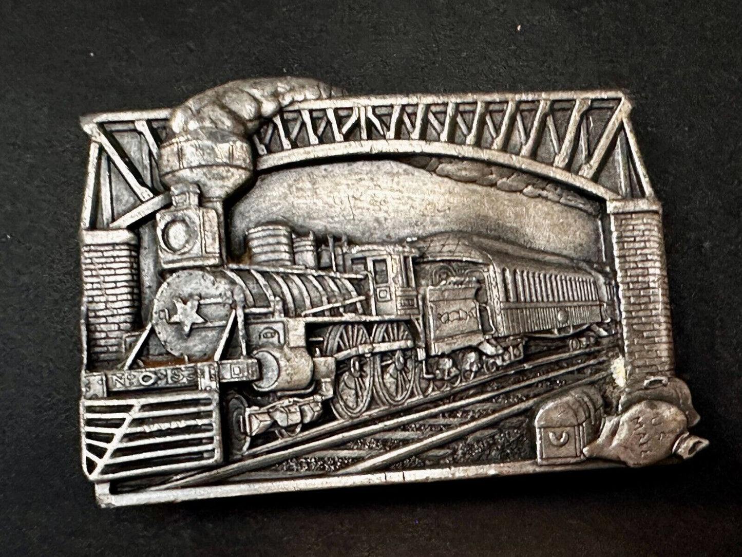 Train Steam Engine Over Bridge RailRoad RR Vintage 1980's Bergamot Belt Buckle