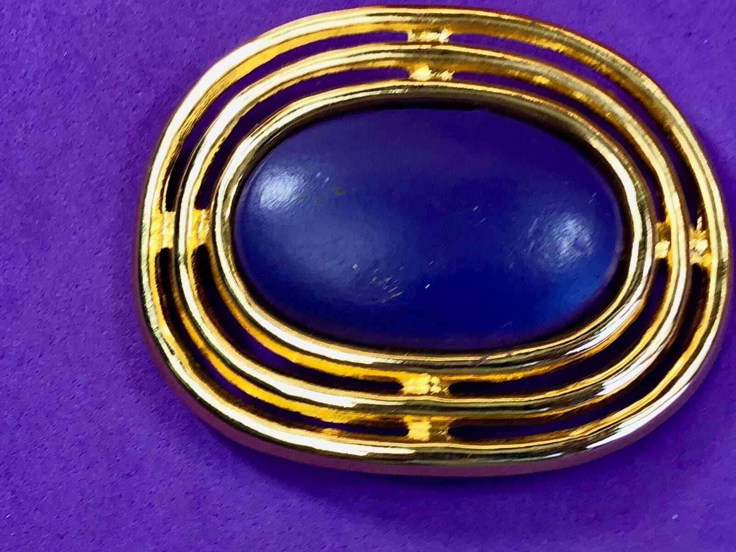 Vintage Belt scarf Clip buckle unknown signature - gold tone rings, blue center