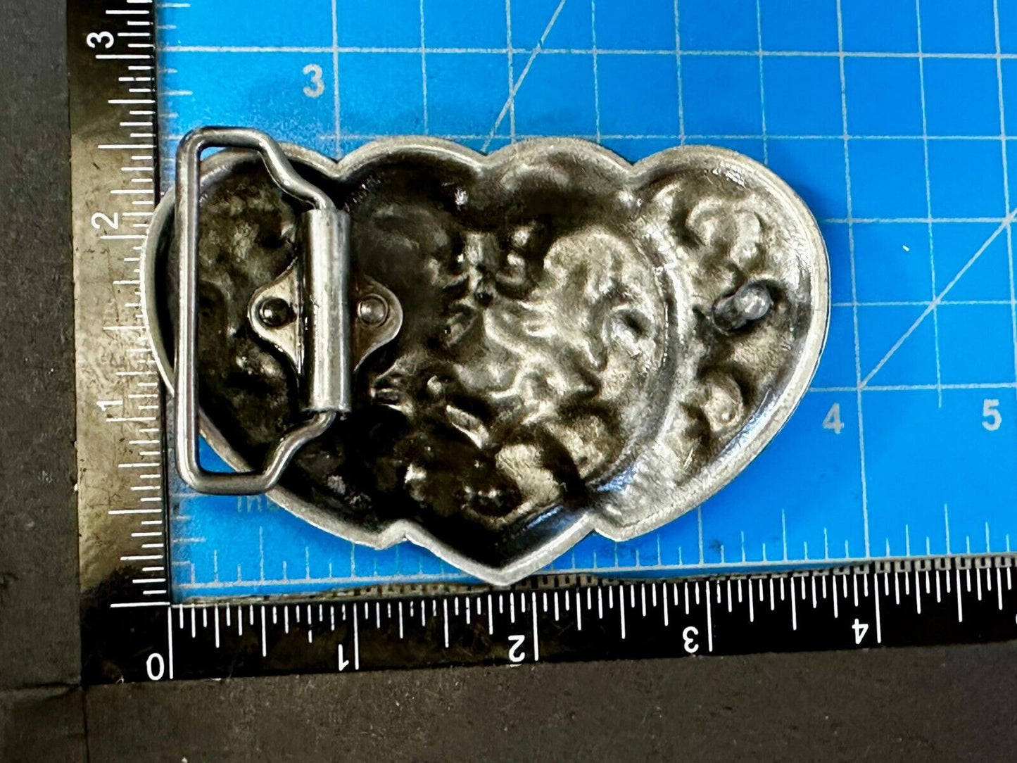 Three Heart Shaped Western Cutout Two Tone Cowgirls Belt Buckle