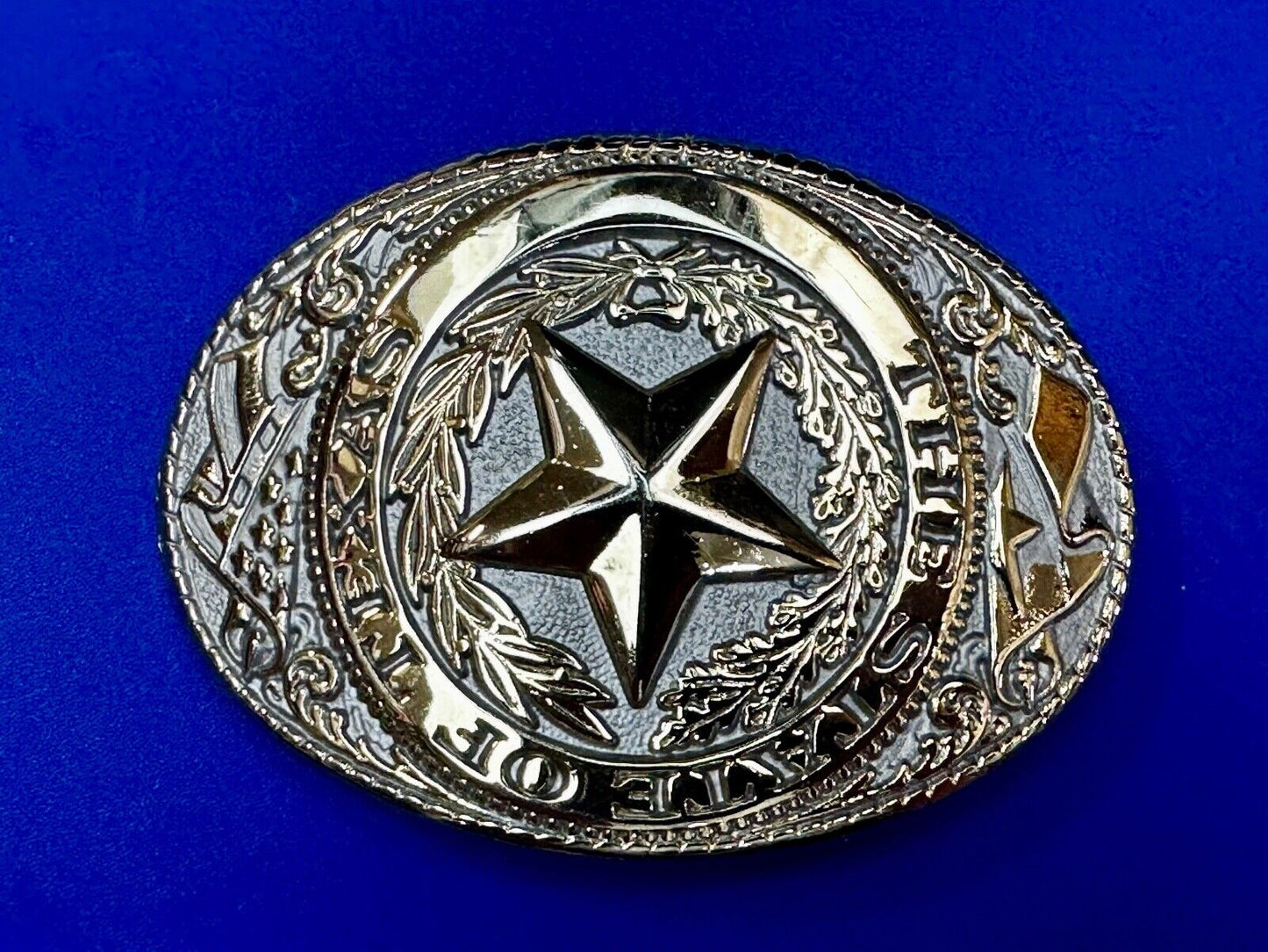 The Great State of Texas Star & Flag western Gold & White Color Belt Buckle