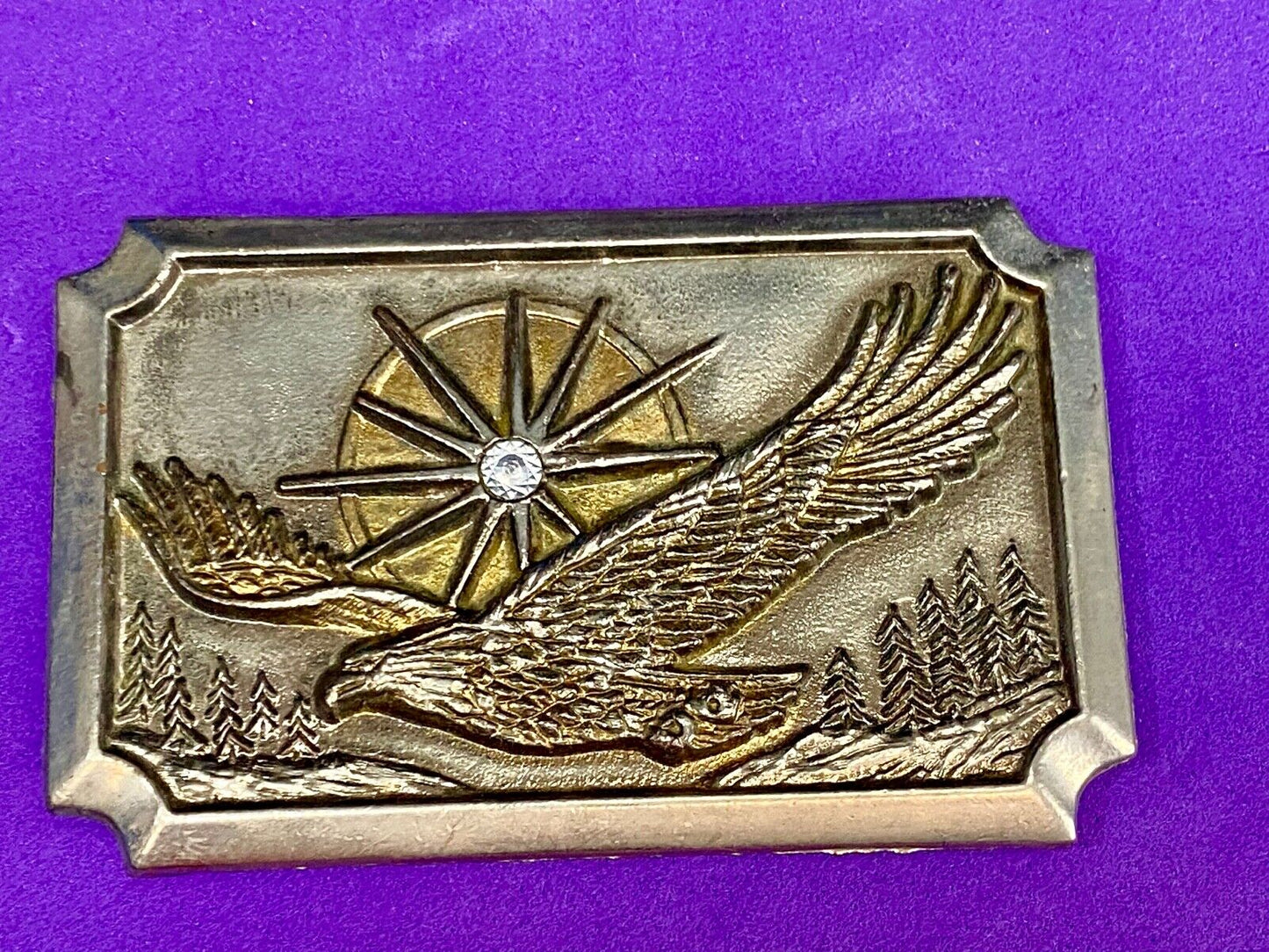 Vintage belt buckle silver and gold tone flying eagle Starburst! God Bless USA!