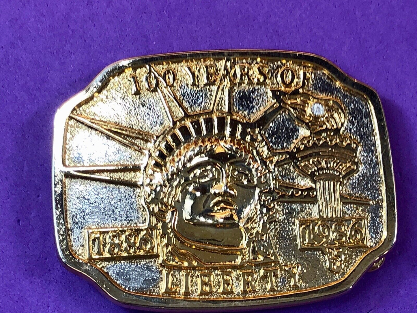 Vintage 1986 Golden Statue of Liberty New York NYC Belt Buckle 100 Years