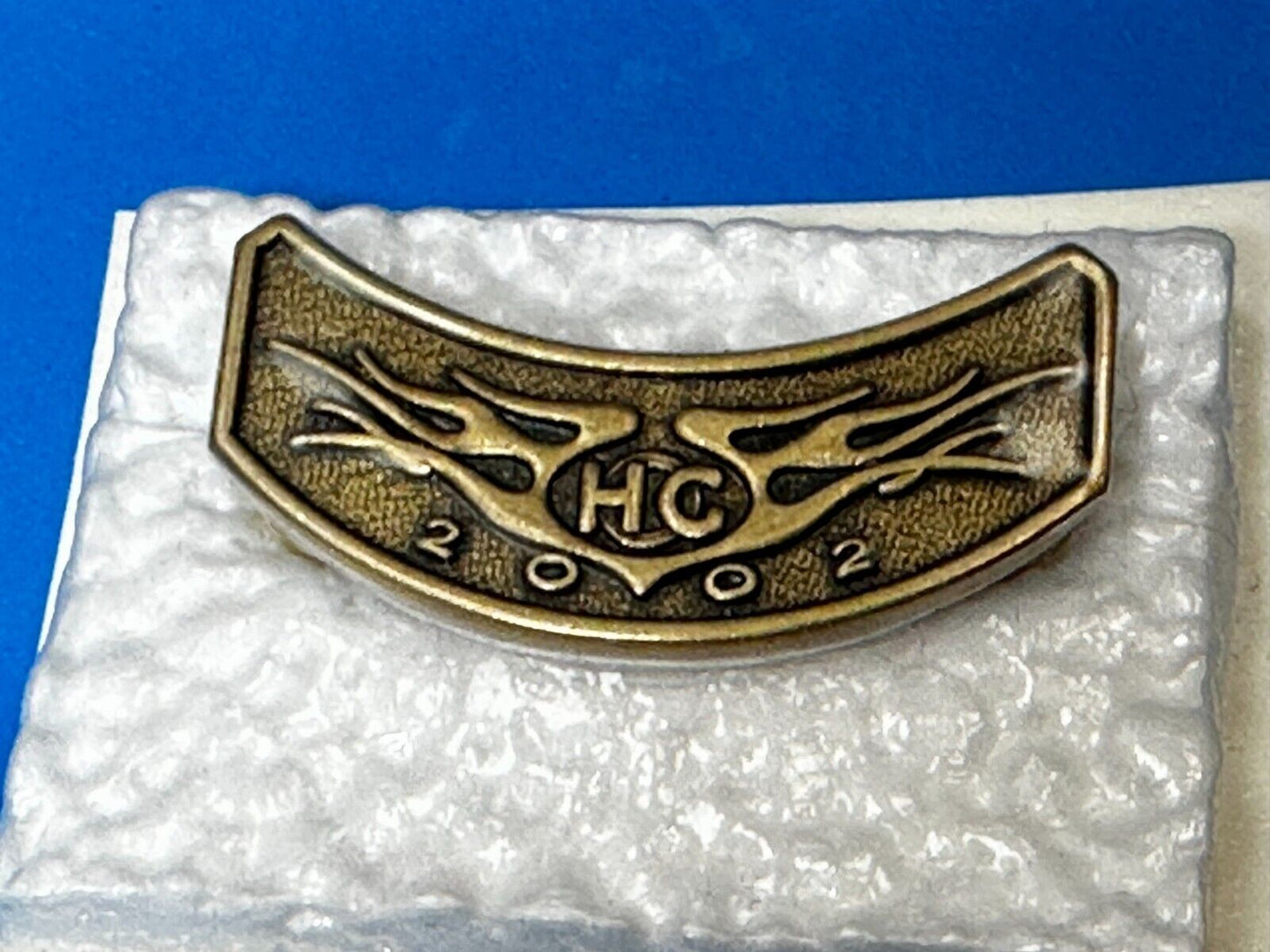2002 Harley Davidson Owners Group HOG NOS Pin for Jacket or Vest