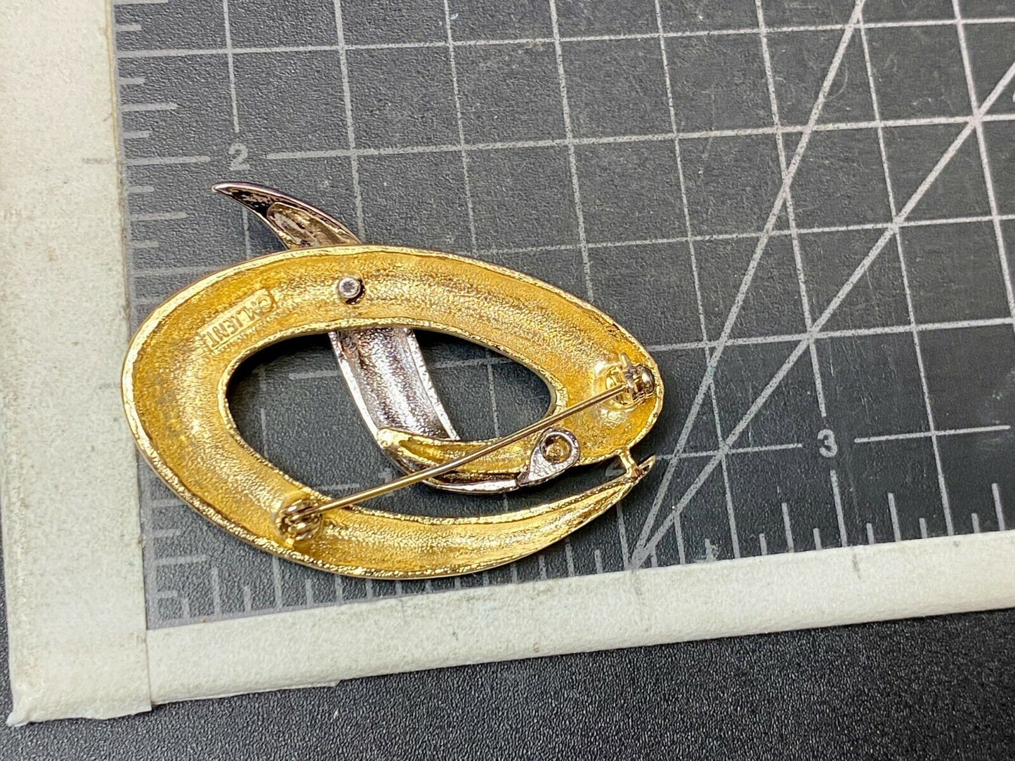 Vintage Brooch MJENT M Jent gold tone Abstract swirl wave Large lapel pin