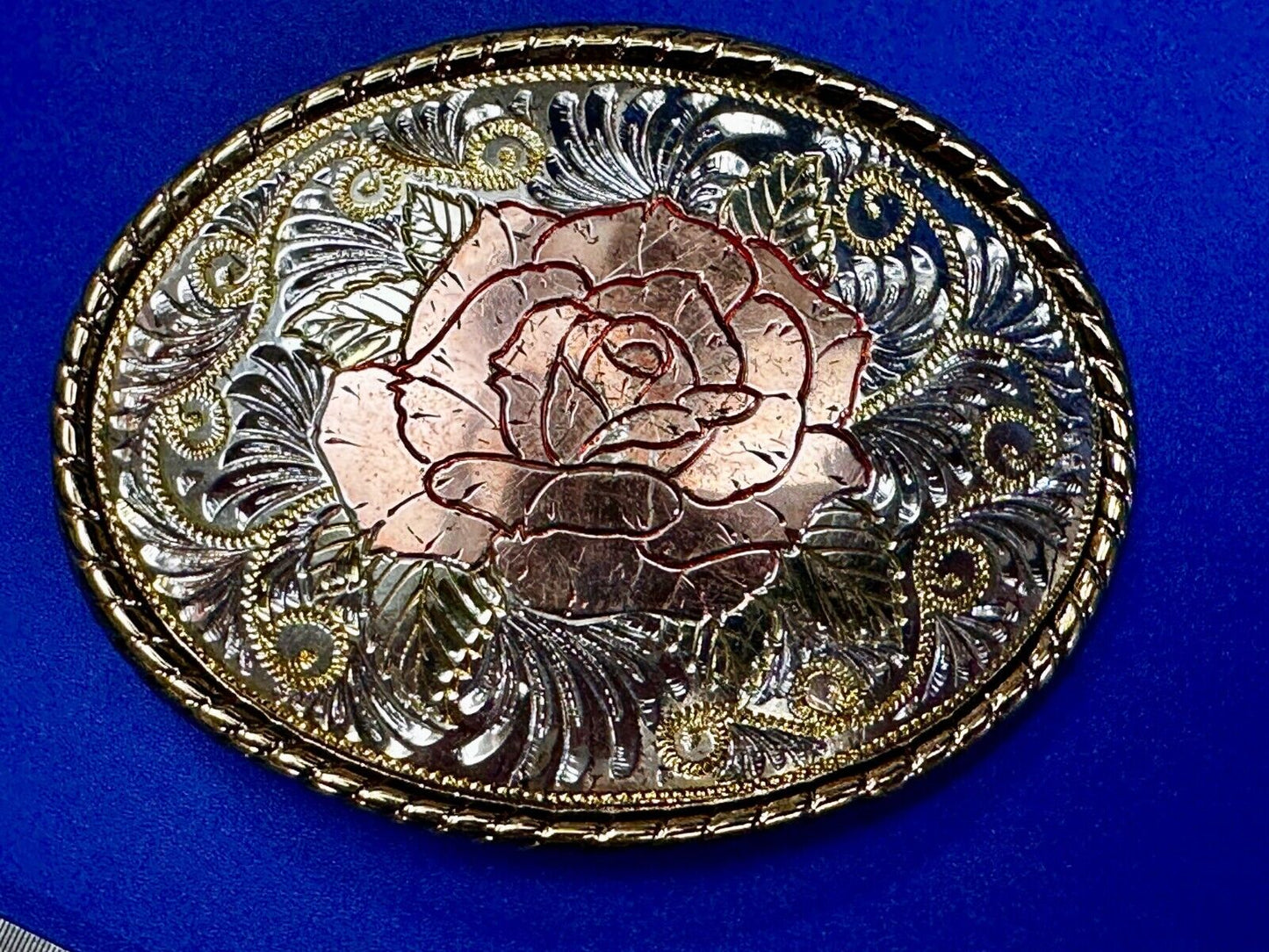 Beautiful Rose Small Etched Flower Swirl Design Vintage Belt Buckle W USA Made