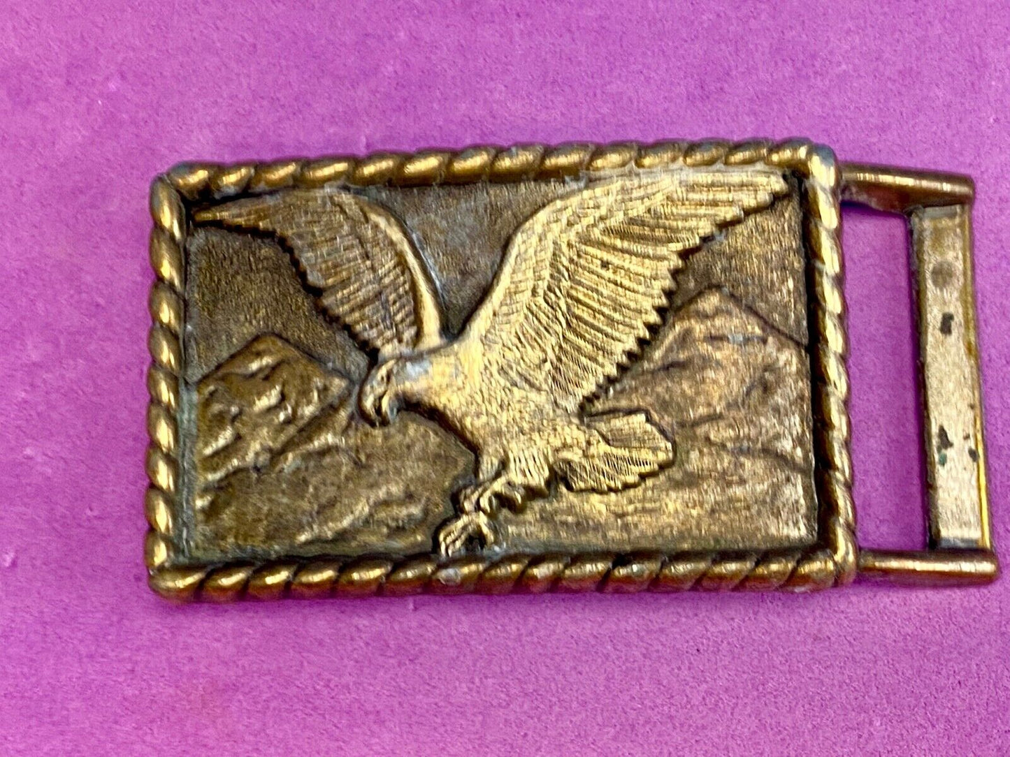 Vintage eagle flying over mountains belt buckle