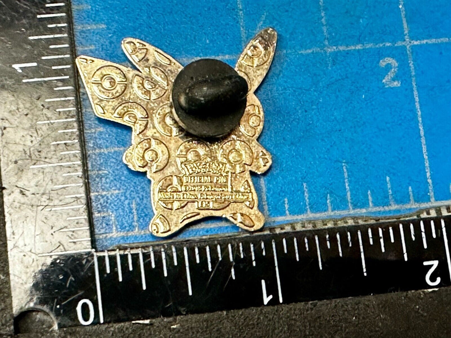 2015 Pokemon Animated Video Card Game Character Collectible Official Pin