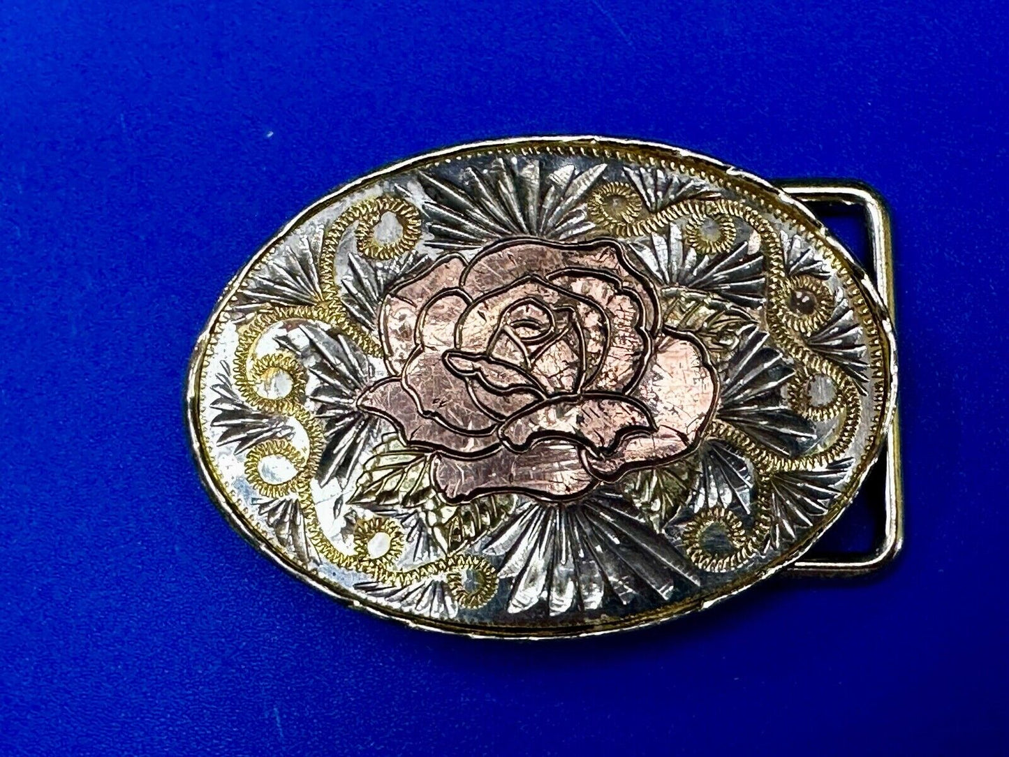Beautiful Rose Small Etched Flower Swirl Design Vintage Belt Buckle