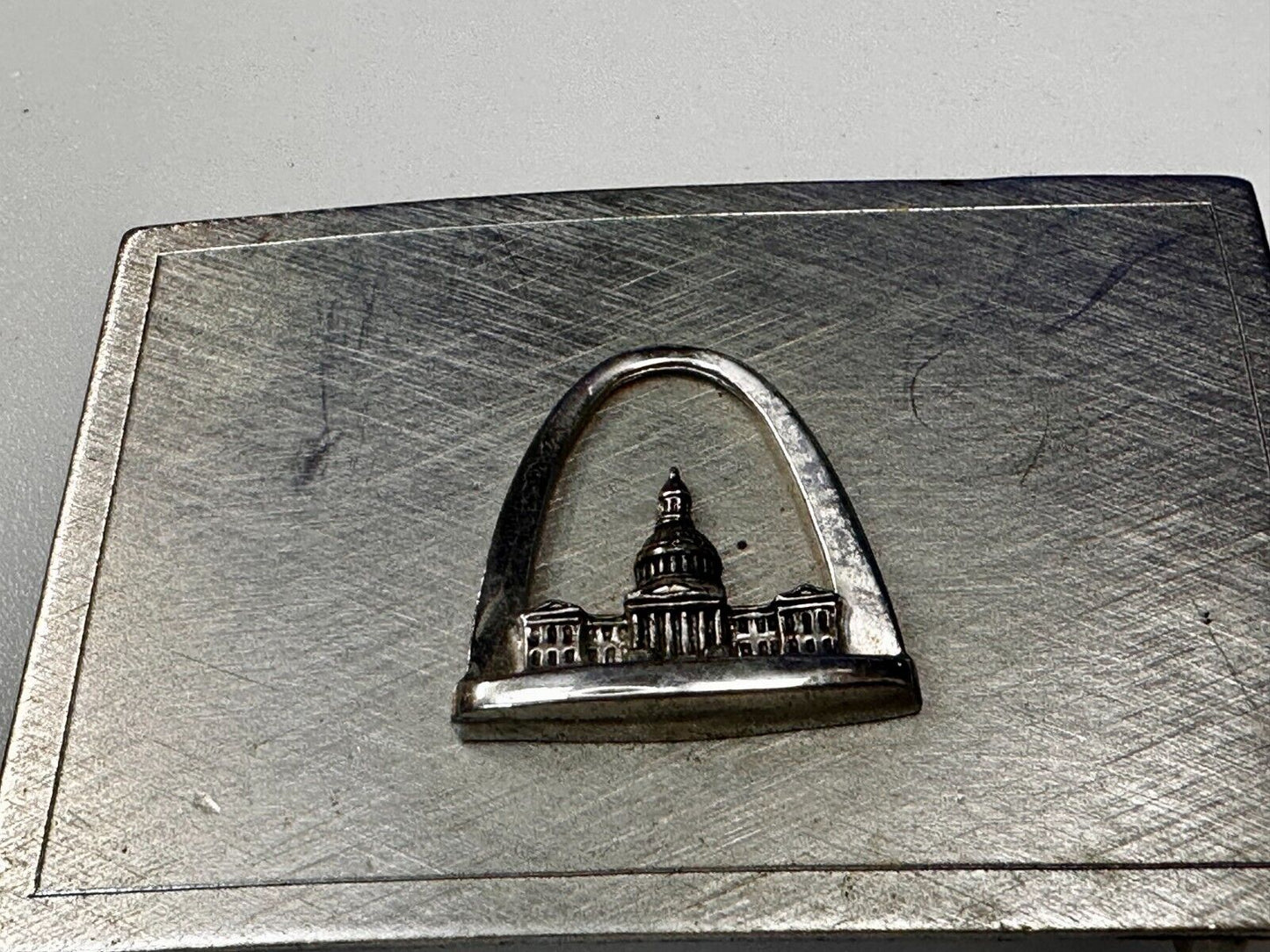 The Gateway Arch St. Louis Missouri Mo Monument Museum Commemorative Belt Buckle