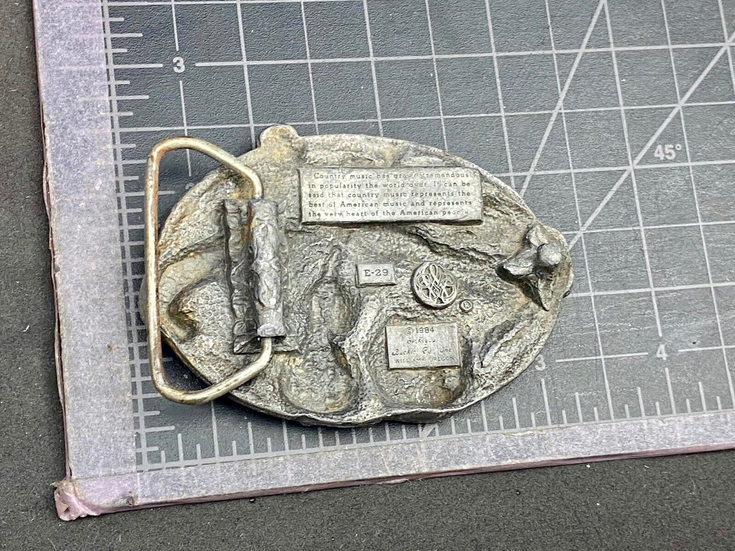 Vintage E-29 Siskiyou 1984 Country Music Belt Buckle Banjo & Fiddle Pewter