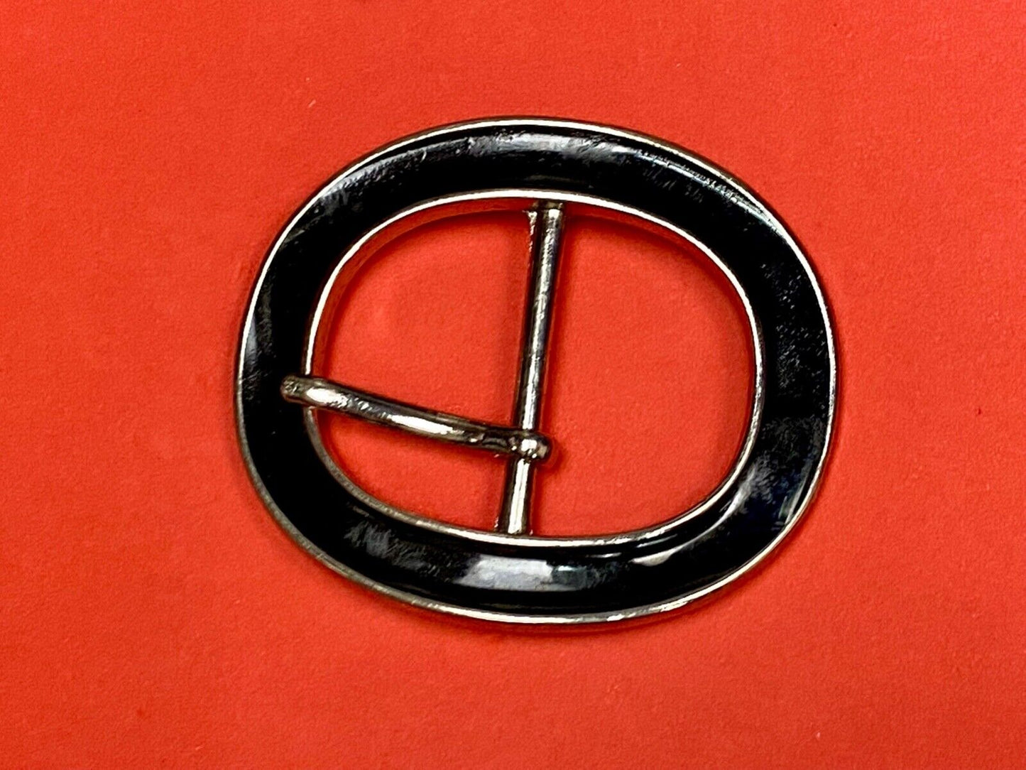 3" Wide Formal Silver And Black Color Oval Belt Buckle - Retro Vibe
