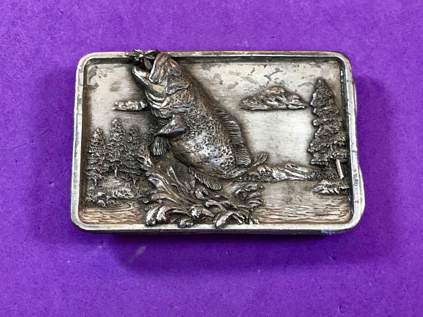 Vintage 1984 Bergamot Belt Buckle Bass jumping off the buckle!