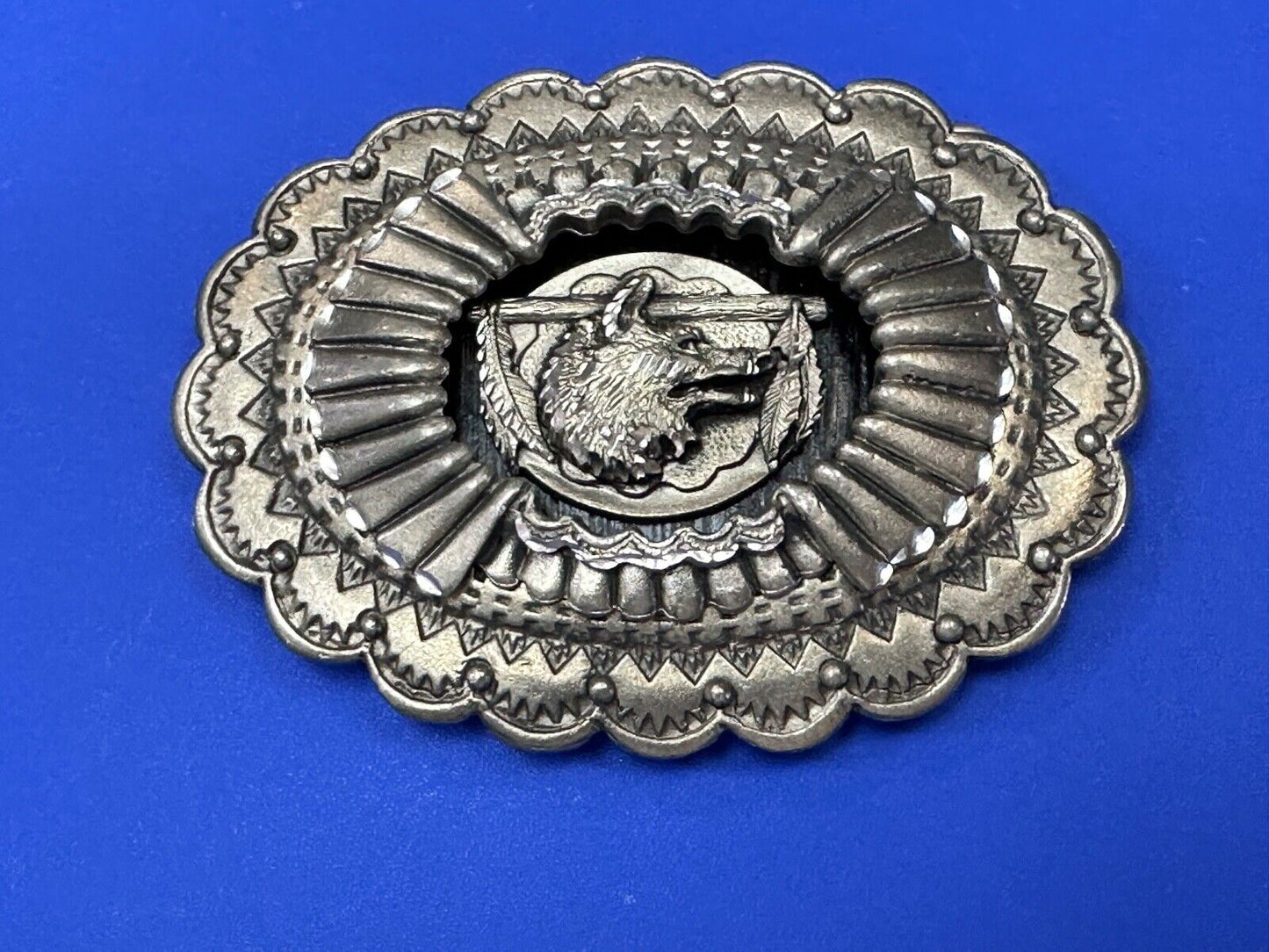 The Great Wolf - Native American Indian Feathers USA made Legends belt buckle