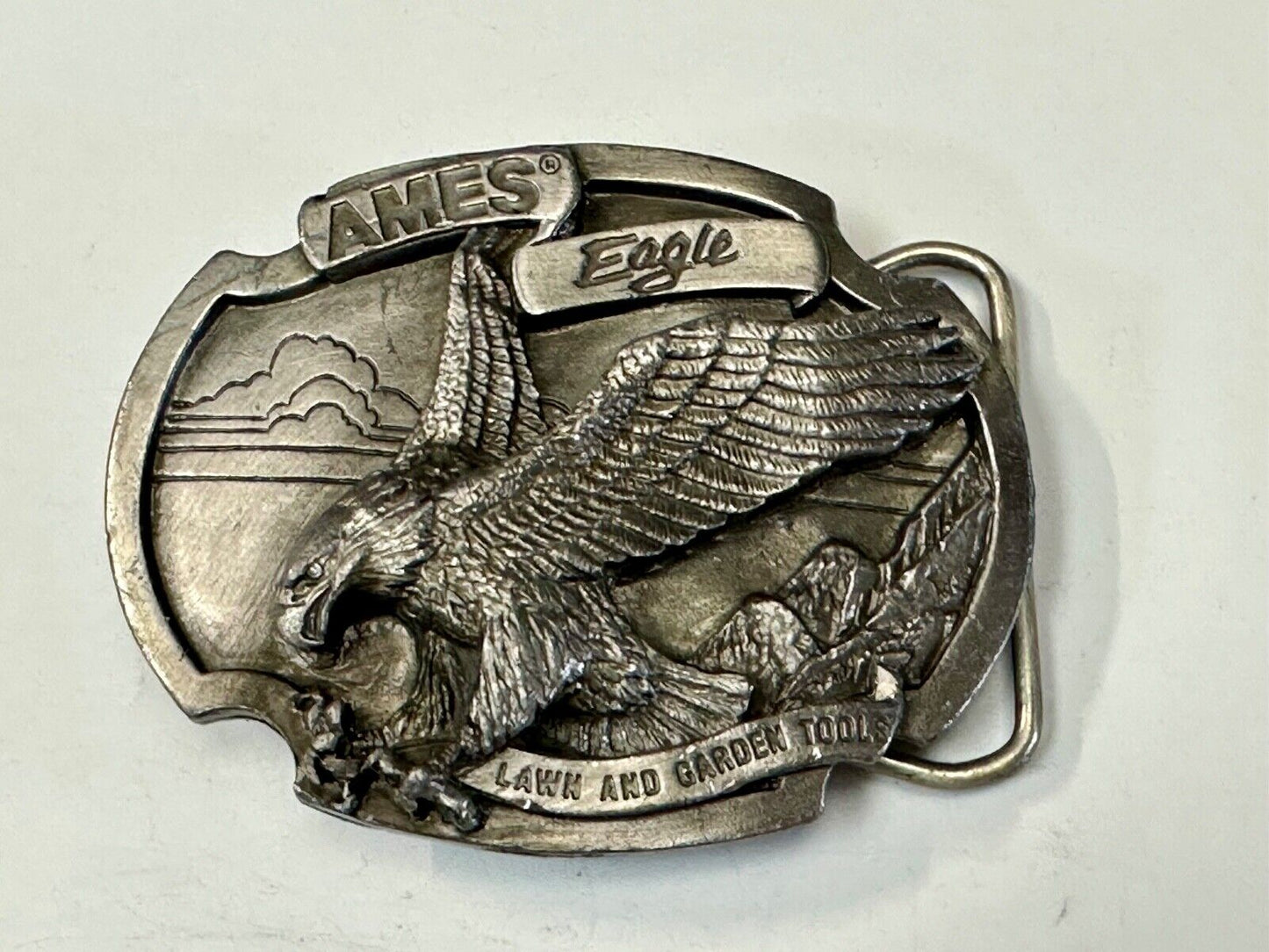 Ames Eagle Lawn and Garden Tools vintage 1987 Siskiyou belt buckle