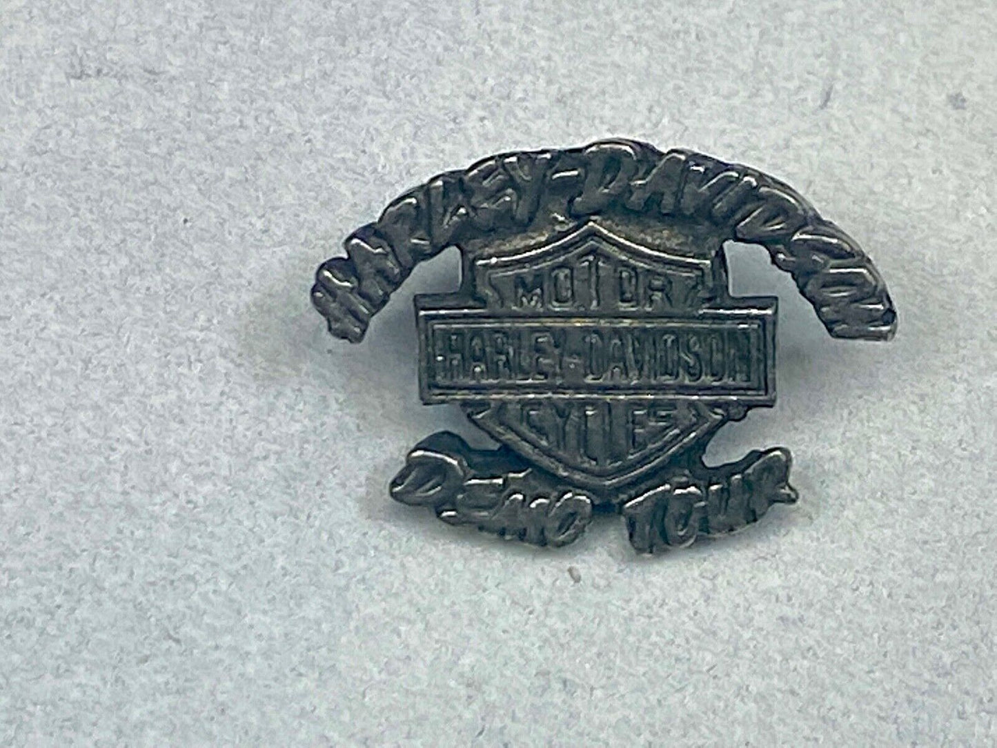 Vintage Harley Davidson Demo Tour Motorcycles Jacket Hat Shirt Rocker Pin