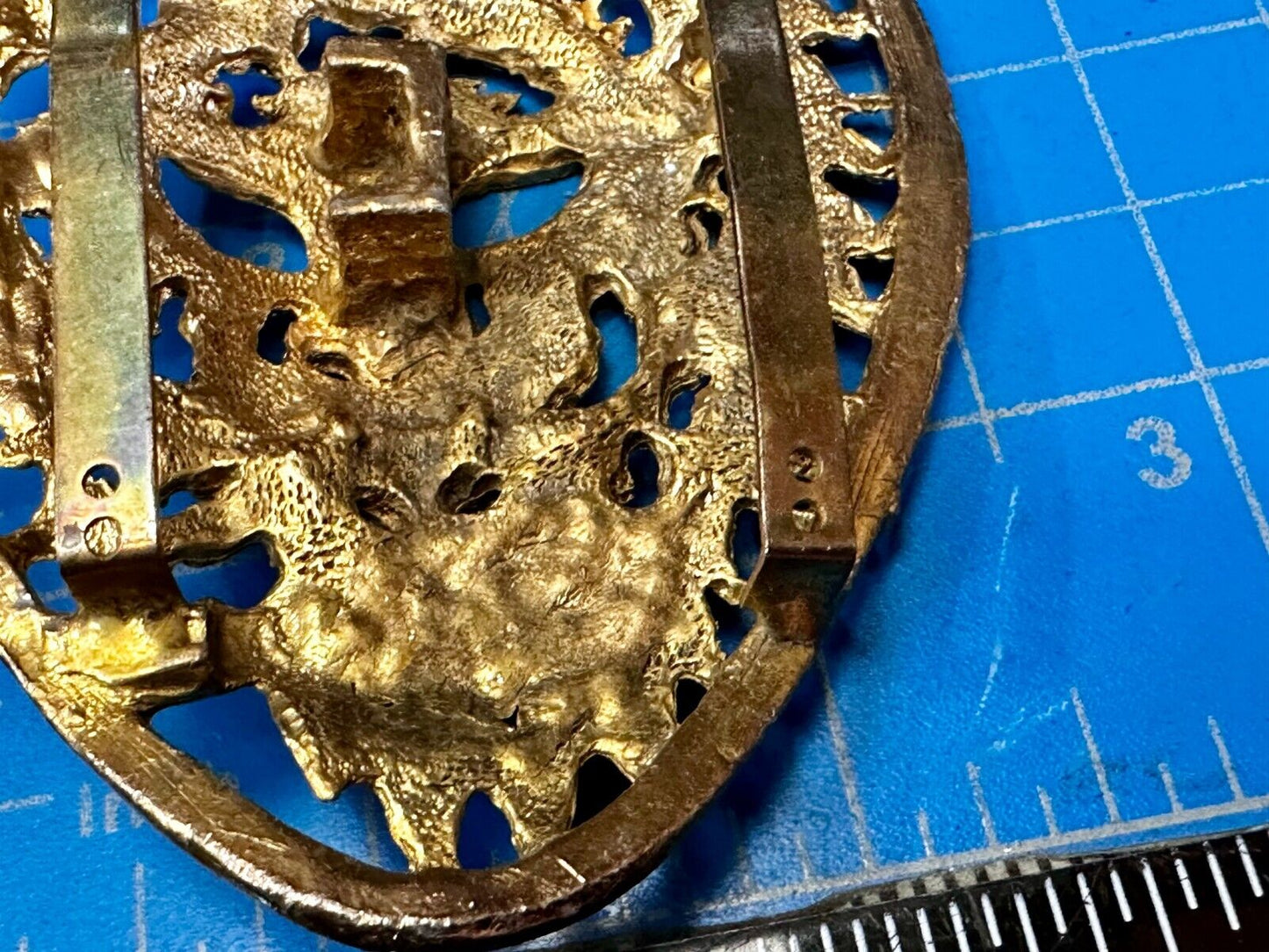 Beautiful Lion Tiger Head Vtg. Figural Cutout See Through Gold Tone Belt Buckle