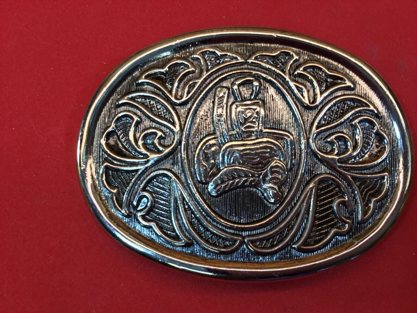 VINTAGE AVON MENS BELT BUCKLE w/ HORSE SADDLE