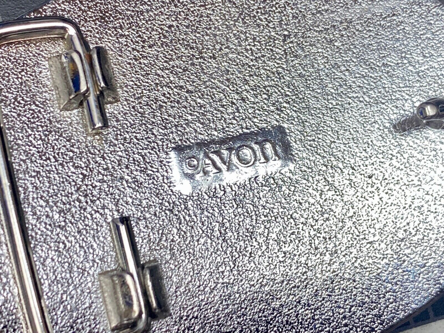Vintage Avon Silver Tone Rodeo Cowboy Horse Saddle Western Belt Buckle (Q-2)