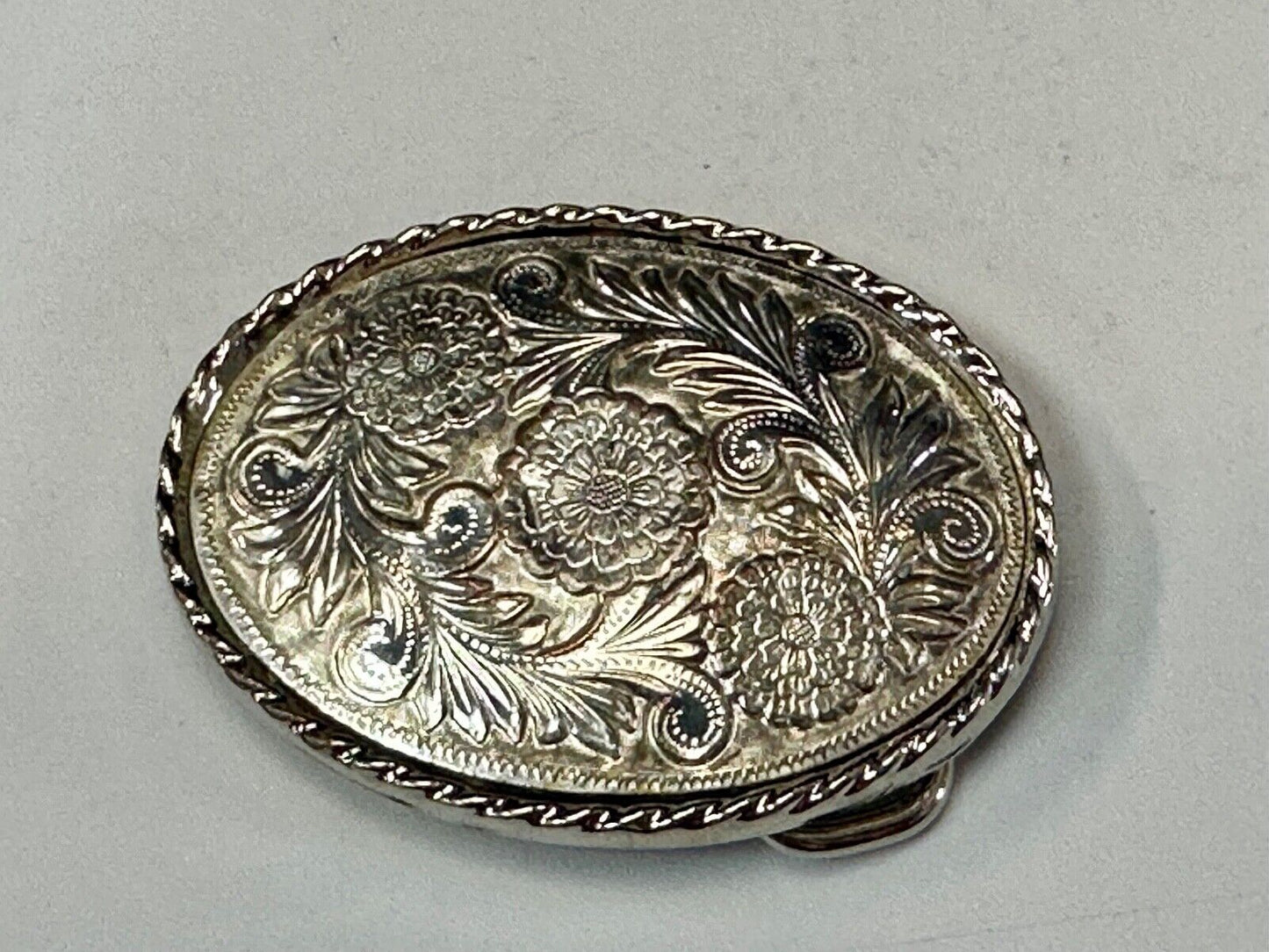 vintage flower leaf design western etched belt buckle marked W
