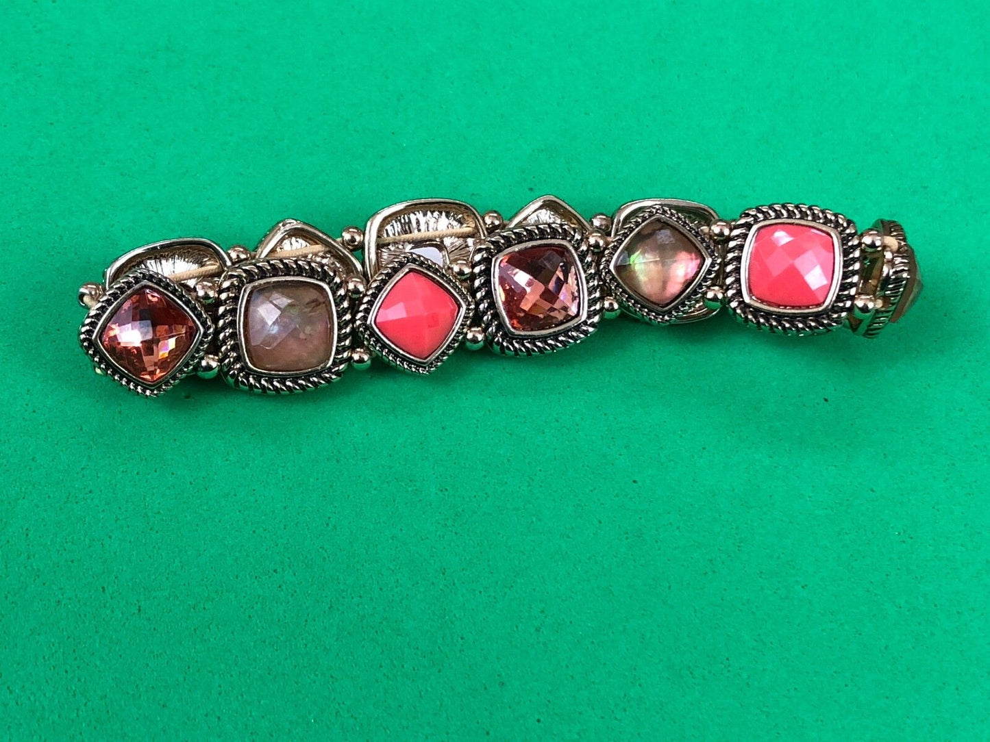 Vintage Antique, - NAPIER RED's ACRYLIC STONES STRETCH BANGLE BRACELET