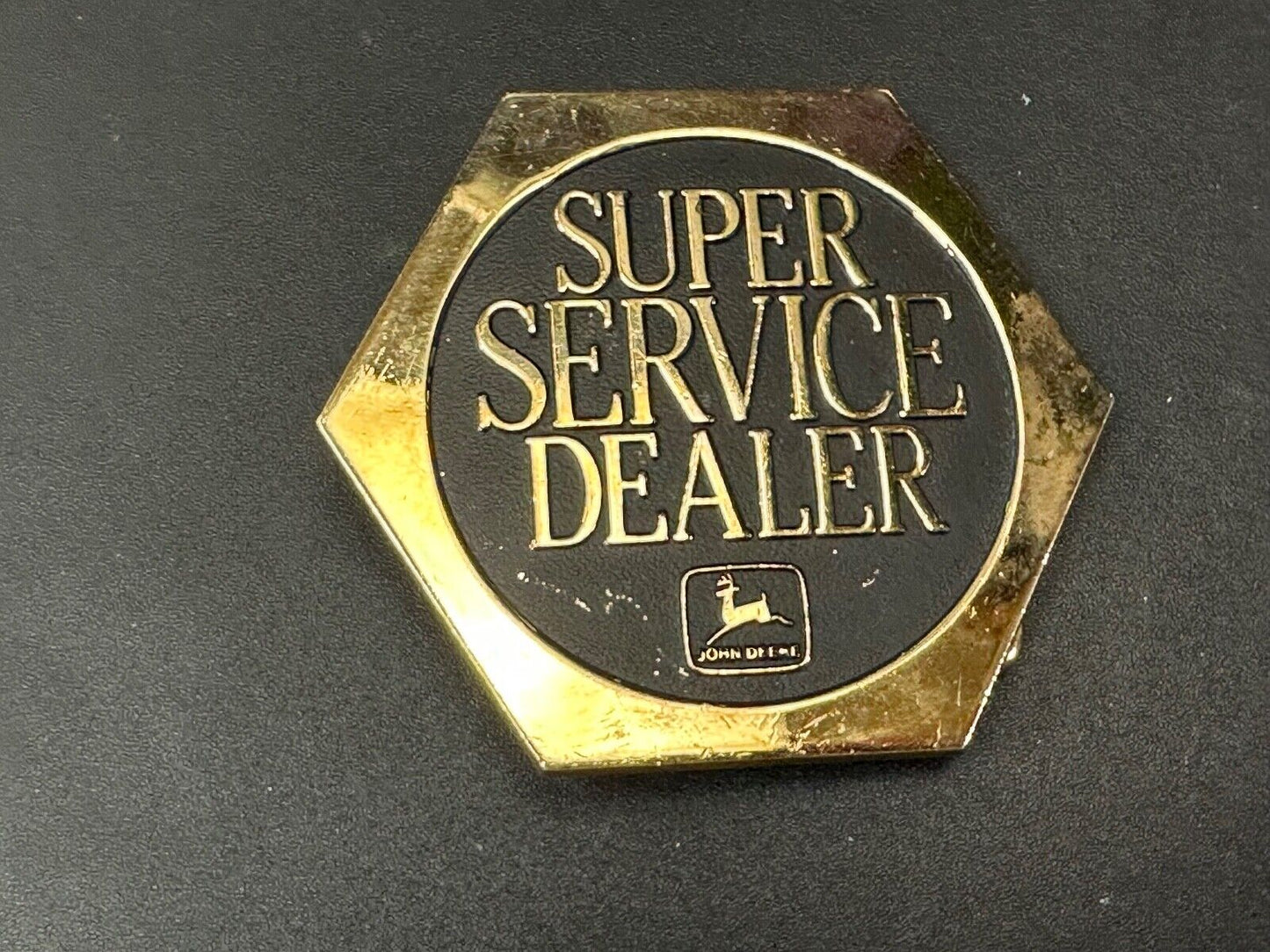 1988 John Deere & Co Tractor Super Service Dealer Vintage belt buckle