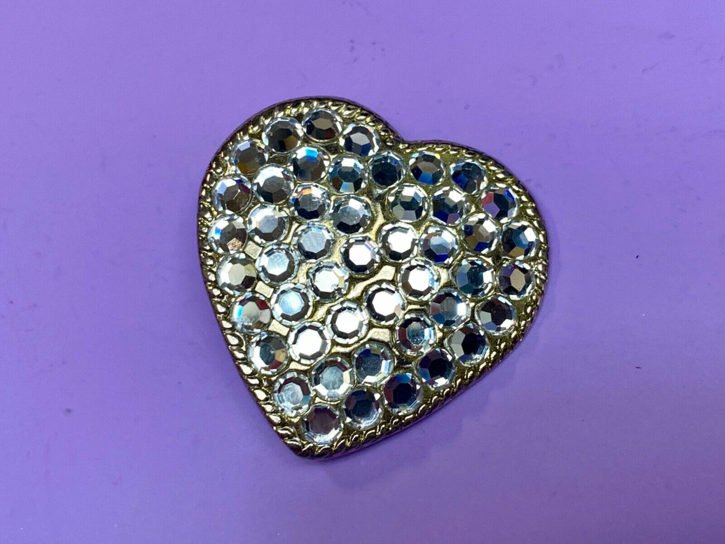 Beautiful Jeweled Rhinestone covered HEART belt buckle