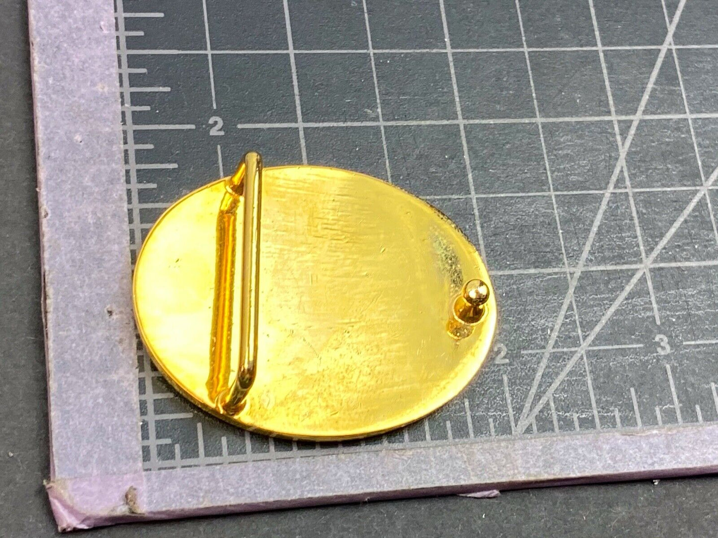 Vintage gold tone Medallion ribbon small 2" belt buckle
