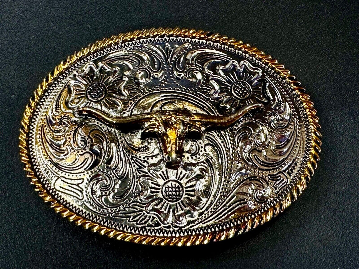 Texas Longhorn Steer Bull Ornate Two-Tone Vintage Oval Belt Buckle
