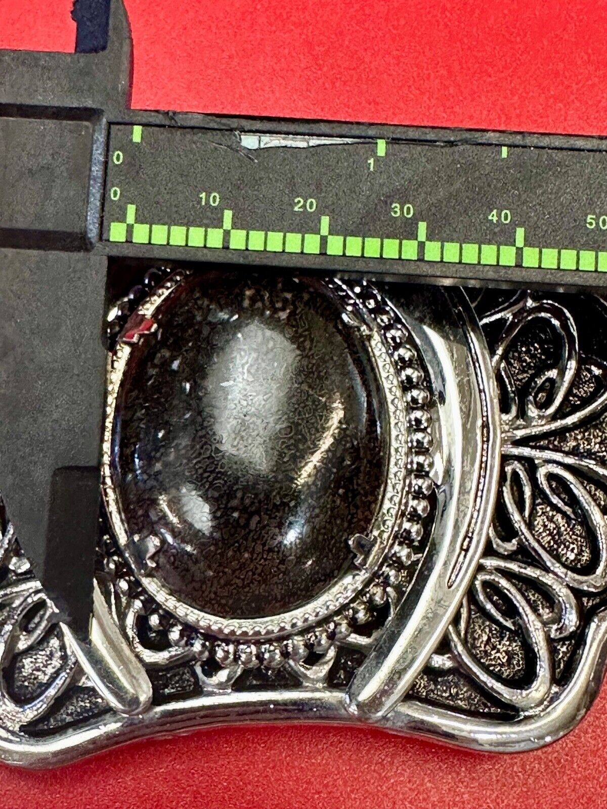 Beautiful Black Detailed cabochon cab stone centerpiece on horseshoe belt buckle