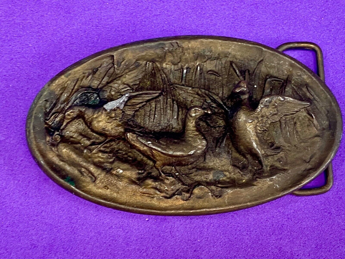 Vintage 1975 duck's geese flying over pond belt buckle by Adezy