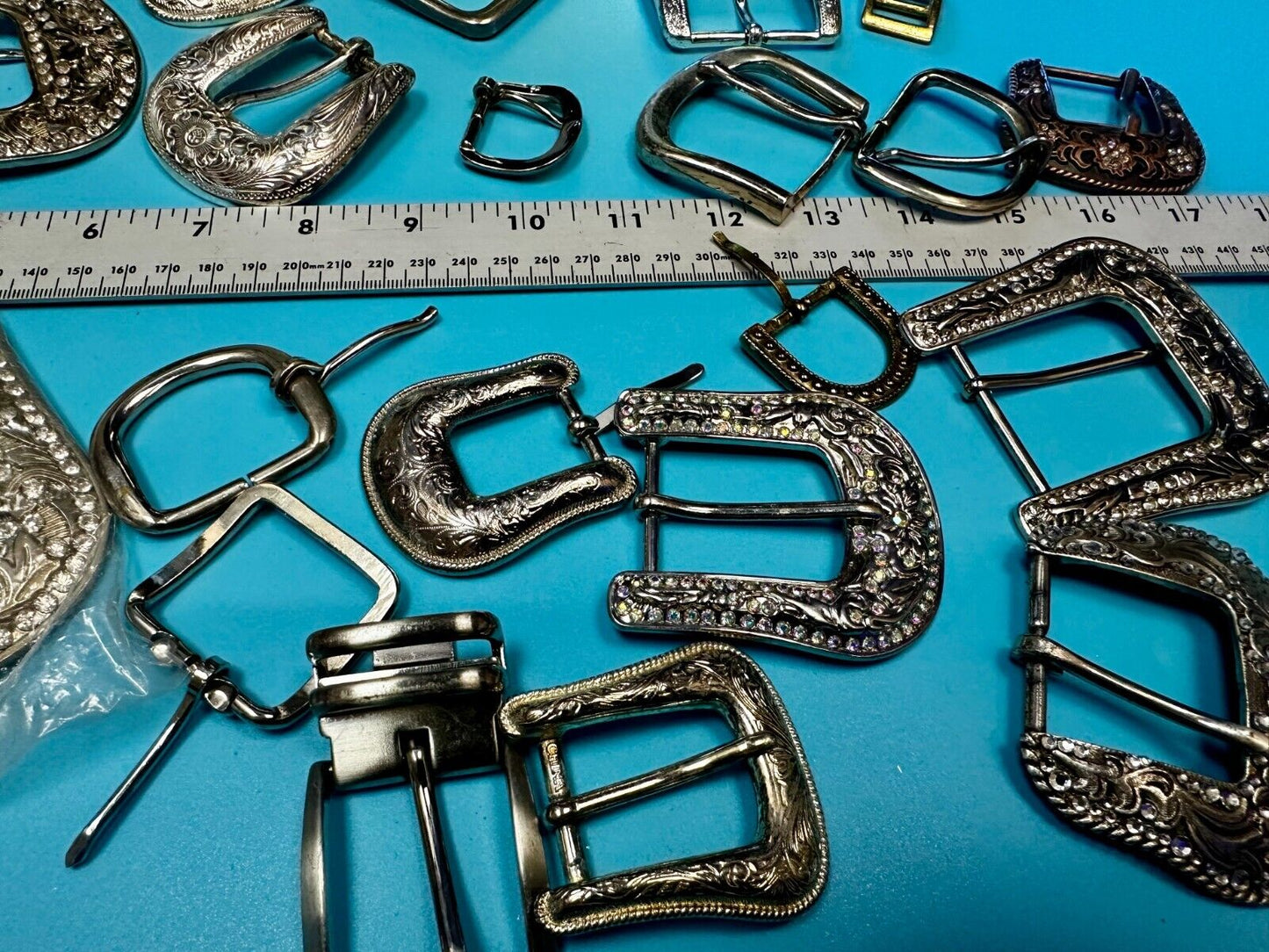 20 Vintage & Western Ranger Style Belt buckles - Lot, Grab Bag - Resale Gifts!