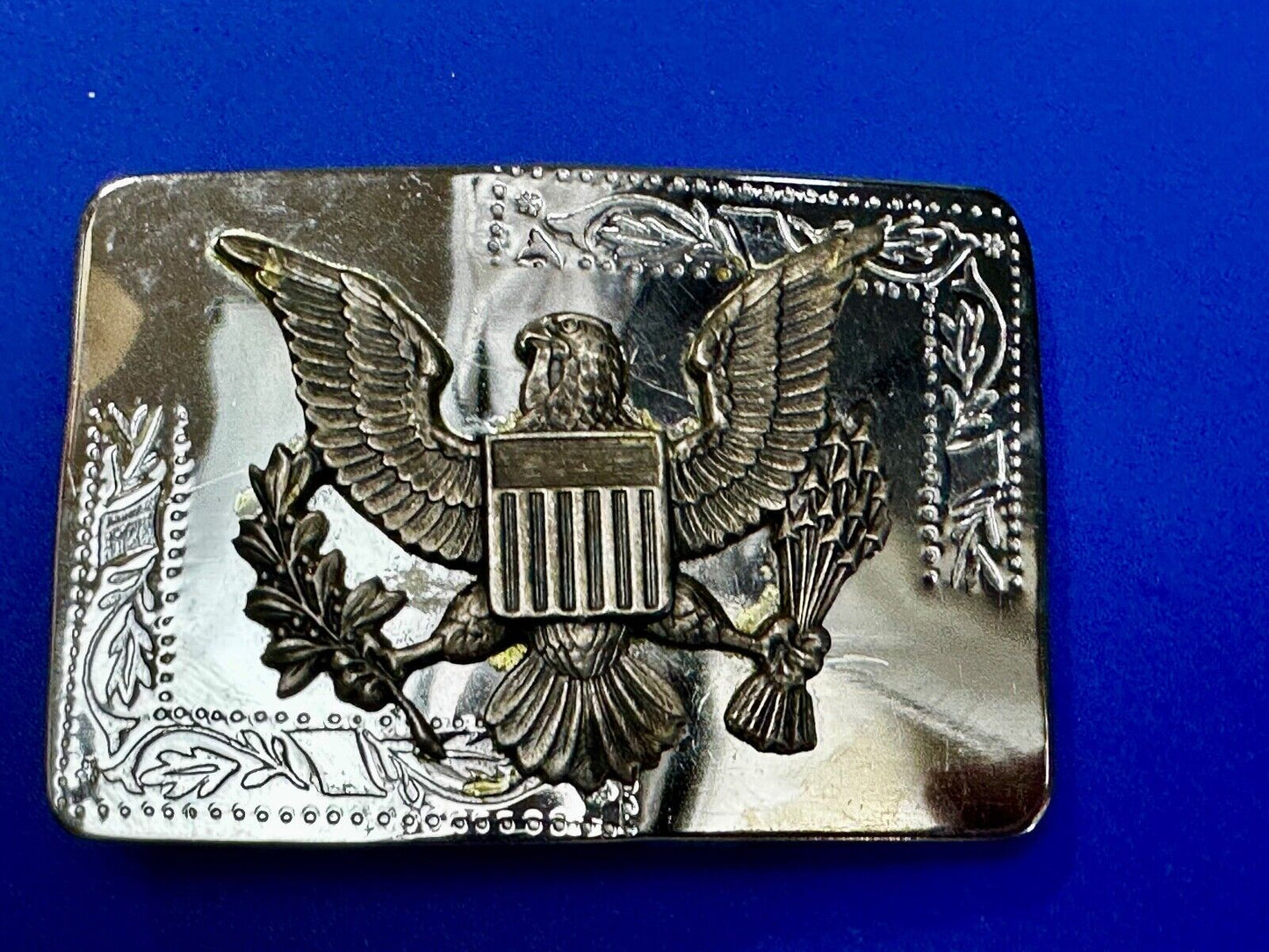 The Great Seal of the USA Vintage Reflective two tone Belt Buckle - See Hallmark