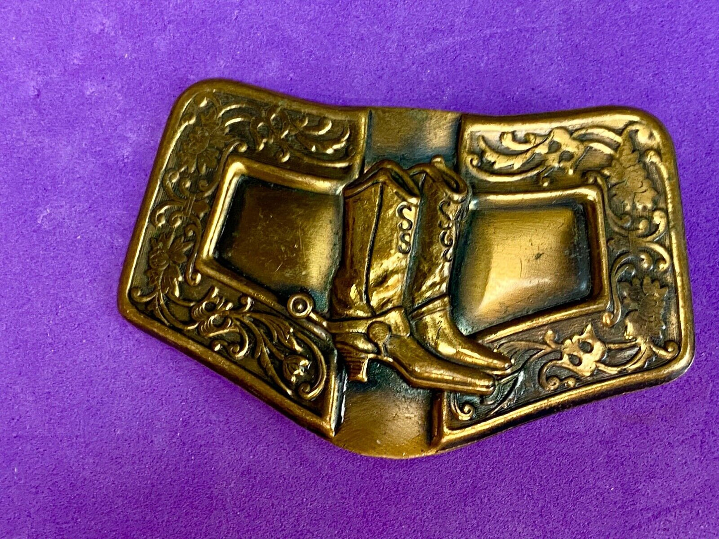 unique shaped vintage Western cowboy boots jeans cowboy cowgirl belt buckle