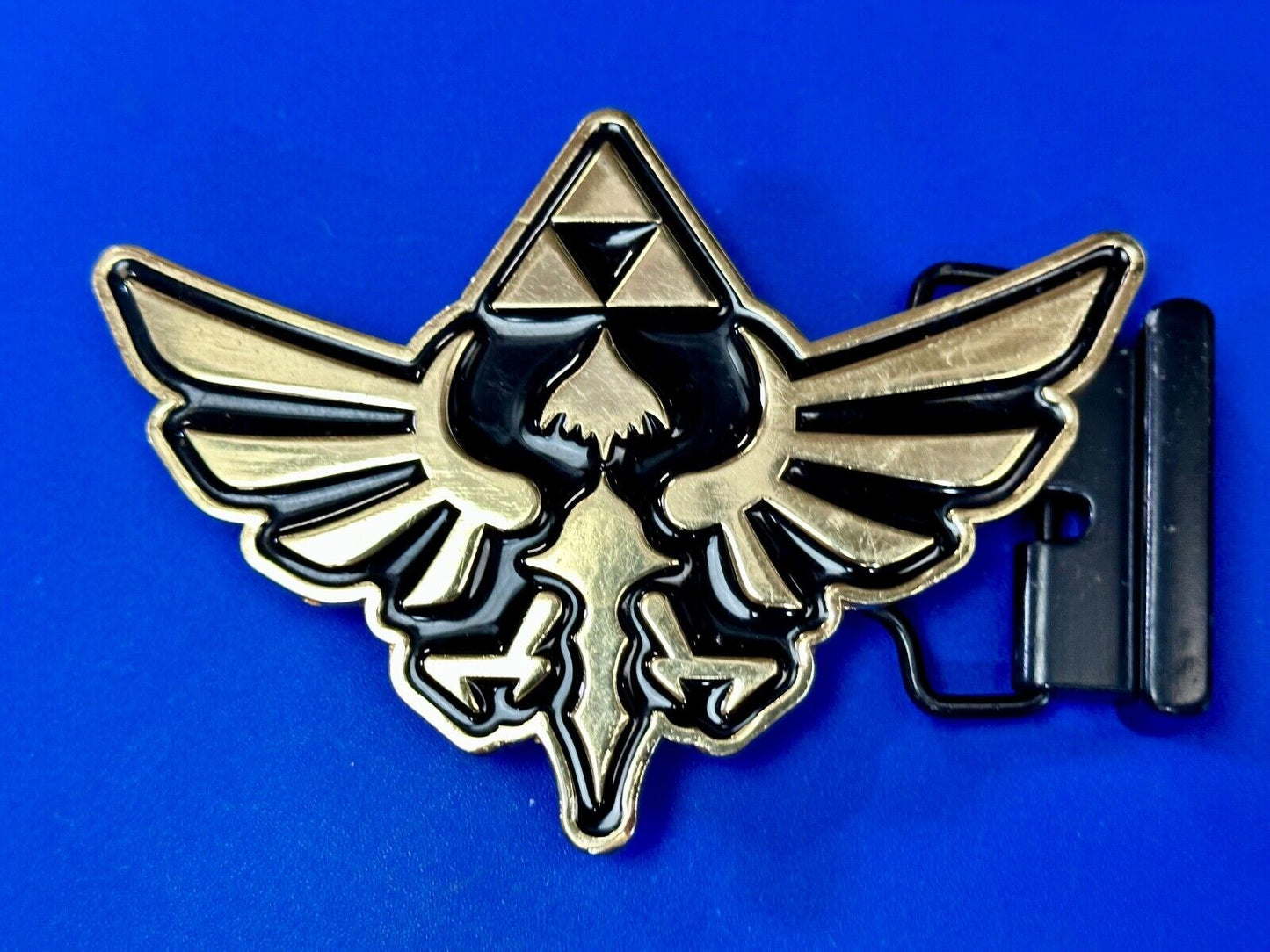 The Legend Of Zelda Black Golden Crest Triforce 2015 Nintendo Belt Buckle Hylian