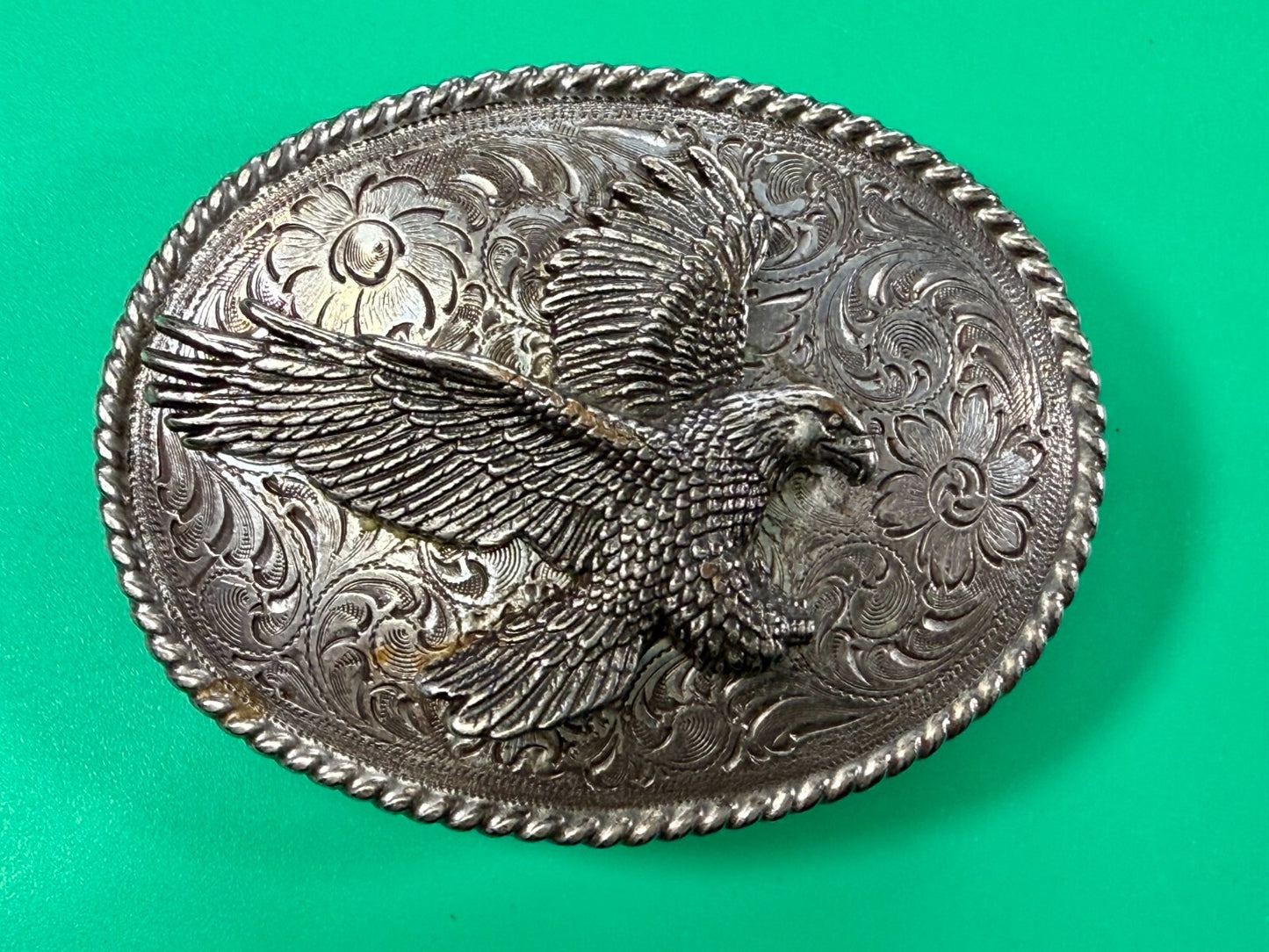 American Bald Flying Eagle Patriotic Flower Swirl Ornate Western Belt Buckle