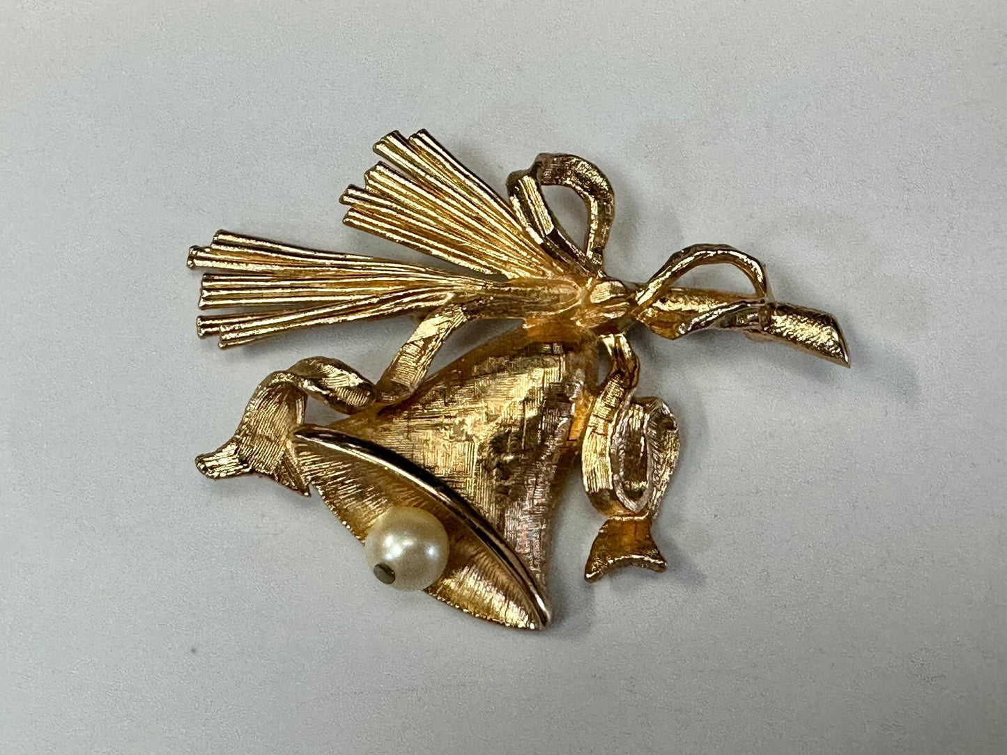 Bell & Pearl Ringer - Napier Signed Vintage Gold Tone Brooch Pin