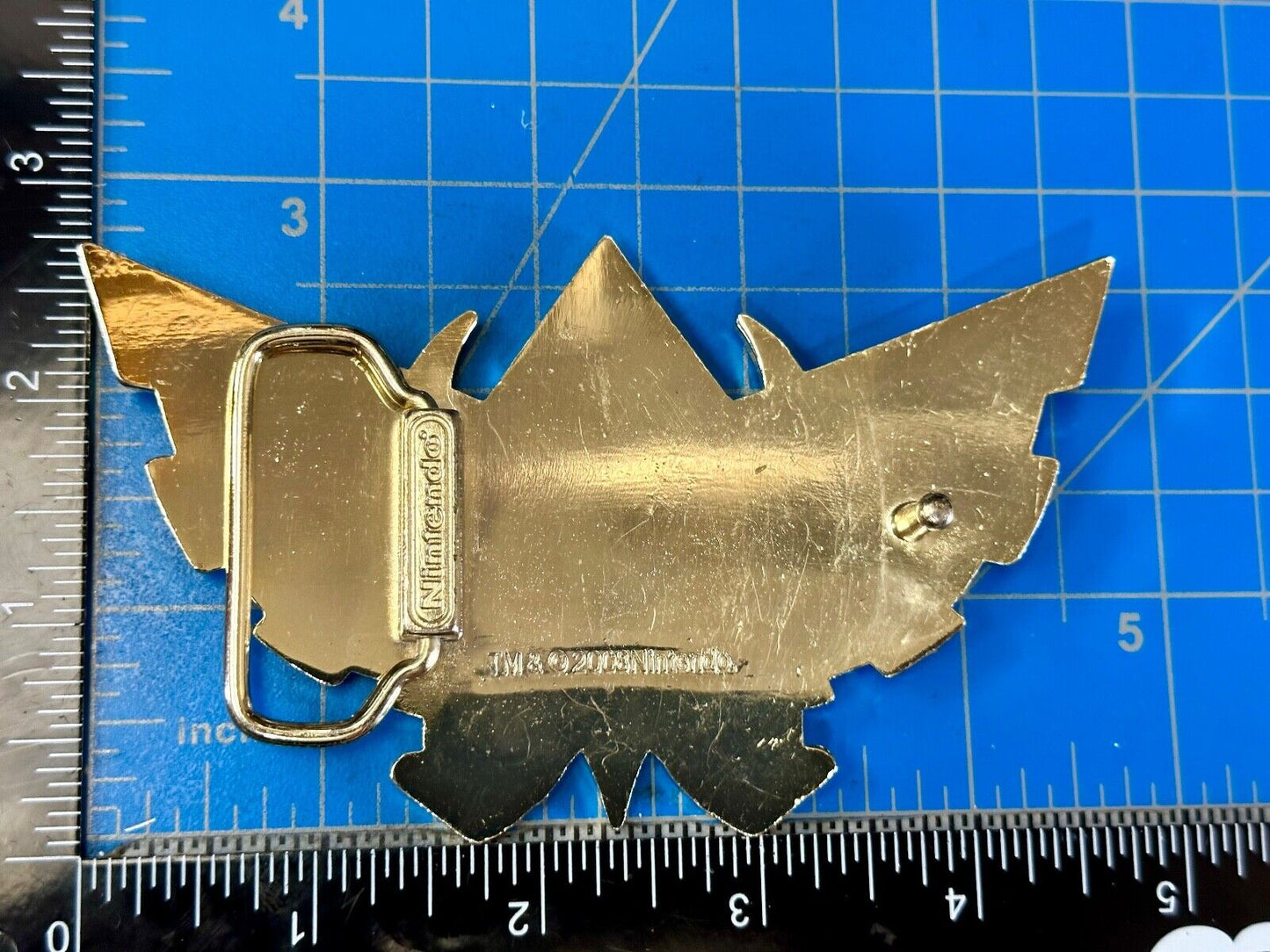 The Legend Of Zelda Black Golden Crest Triforce Nintendo 2008 Belt Buckle Hylian