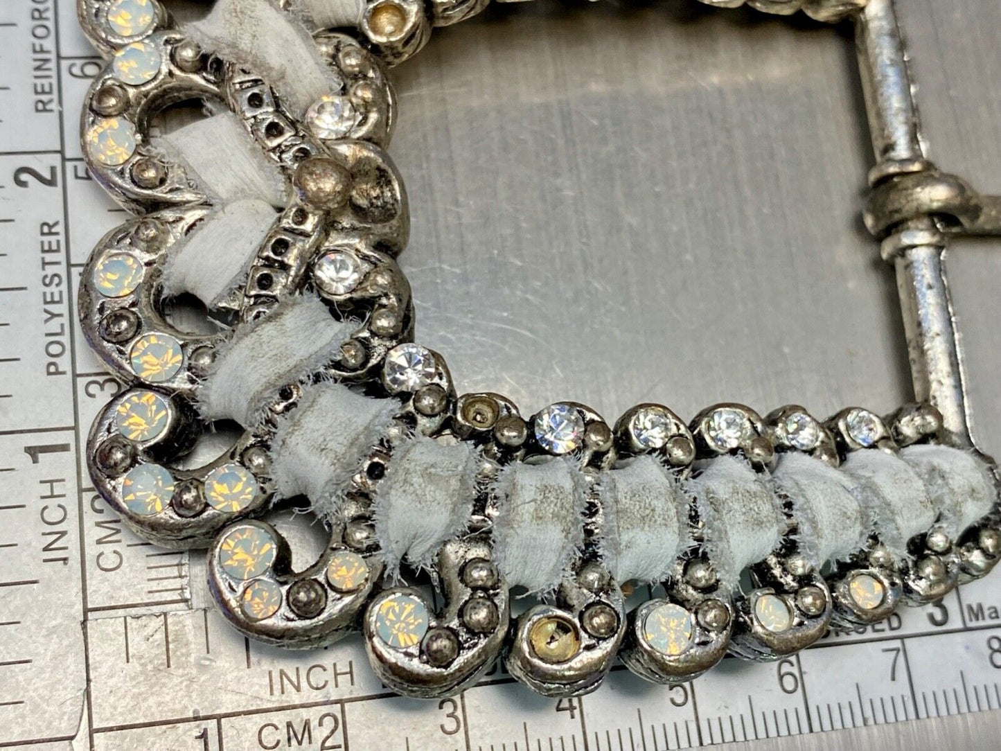 Beautiful White Ribbon Intertwined In Silver Tone Belt Buckle Missing Rhinestone