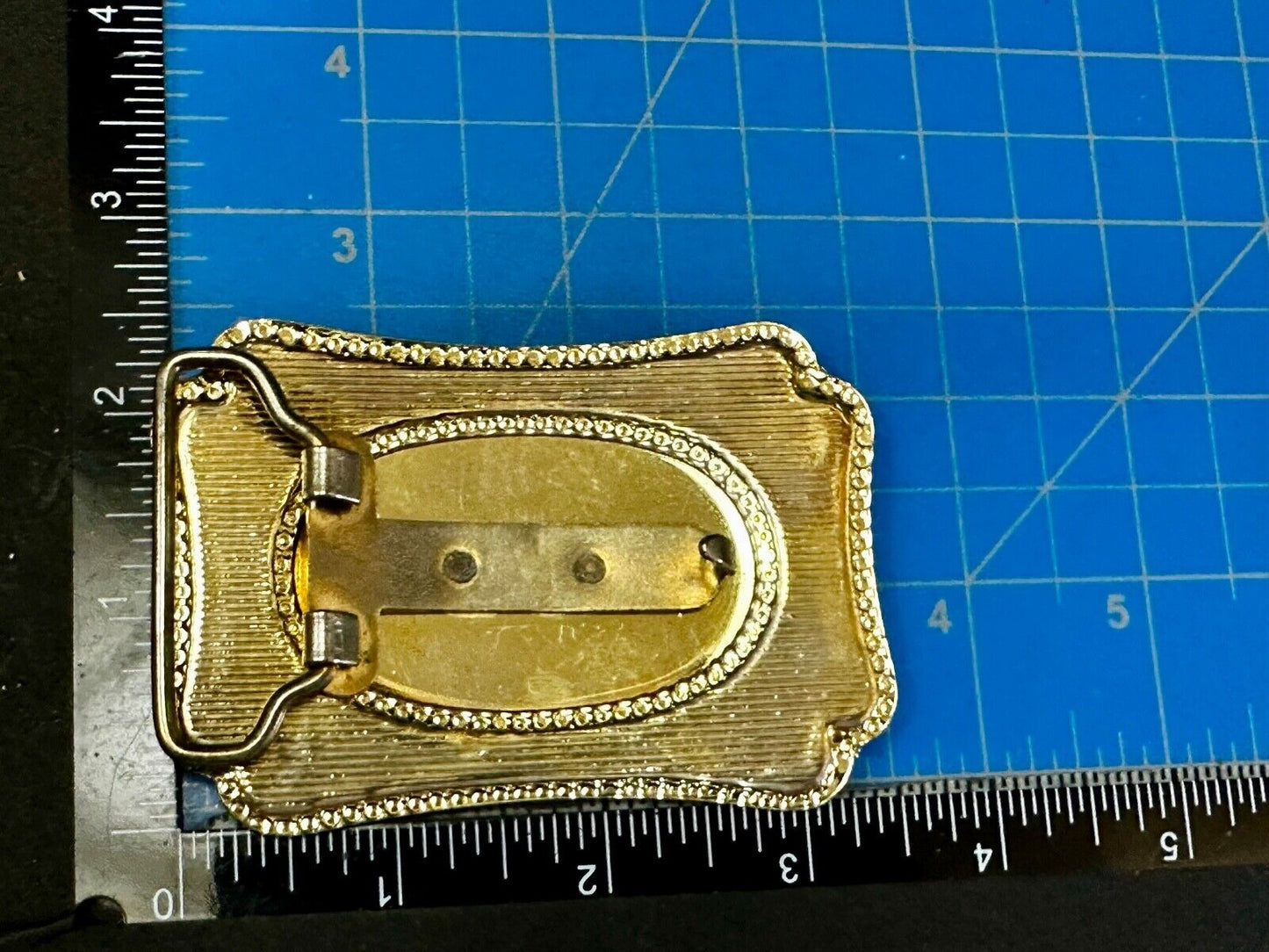 Vintage Cowboy Hat & Revolver Pistol Western Belt Buckle 6 Shooter Gun Buckle