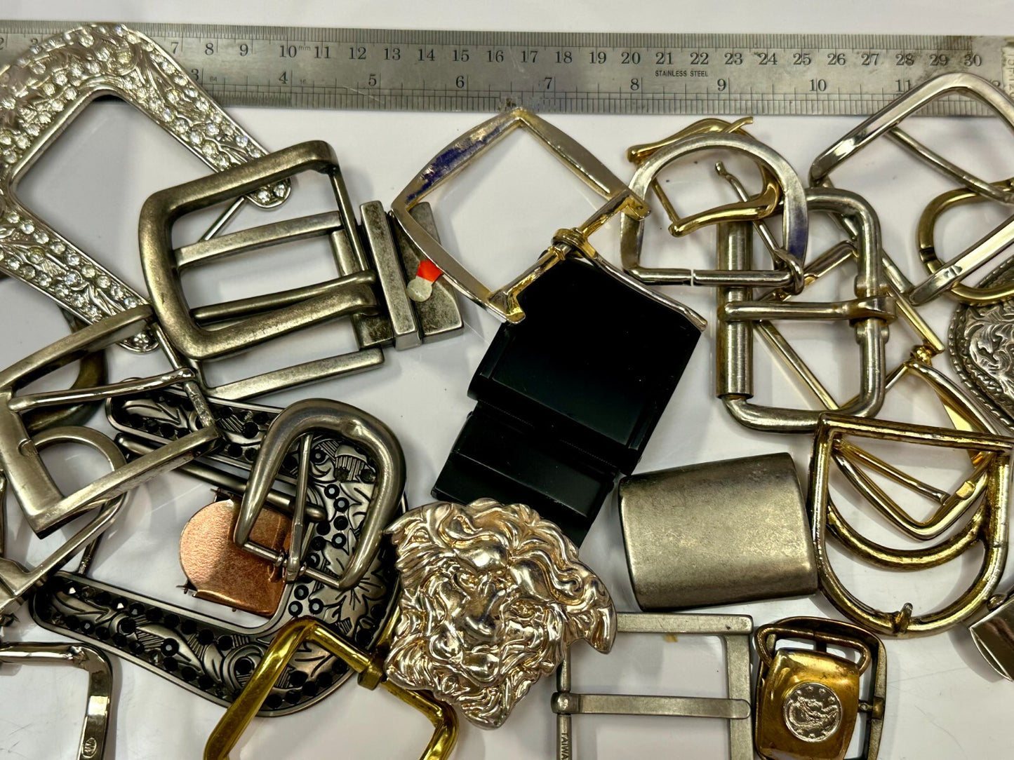 27 Piece Mixed Lot, Grab Bag - Resale Gifts! Vintage & Modern Belt Buckles
