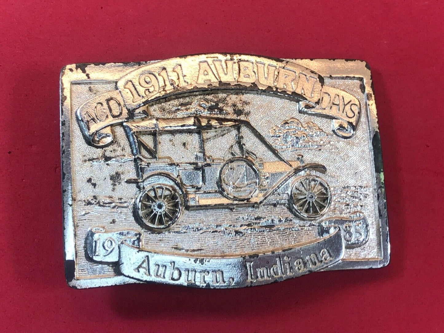 Vintage 1985 Auburn Days - Indiana belt buckle. fair and car show!