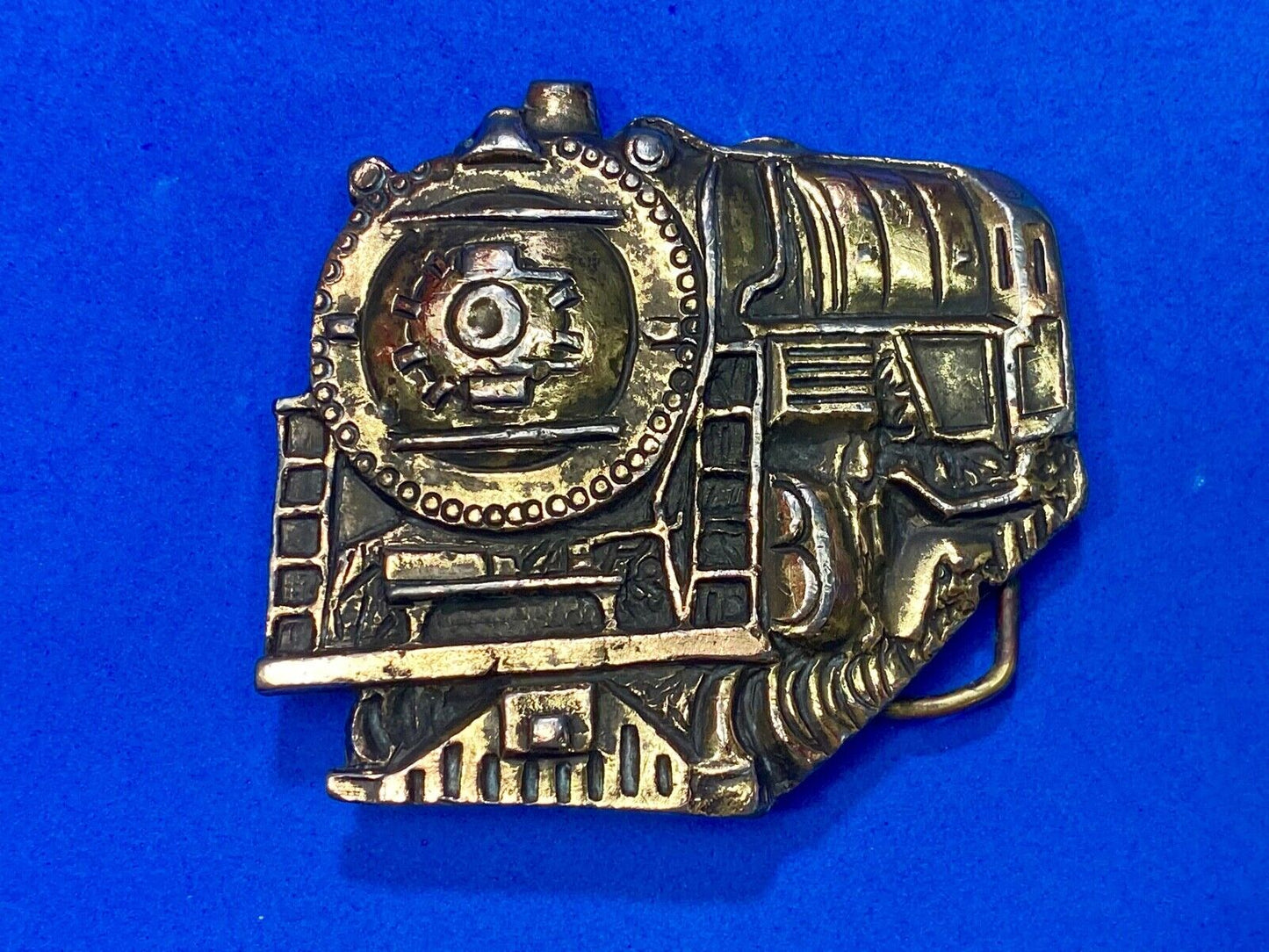 Vintage 1976 Train Locomotive Steam Engine Cut Out Brass Tone Belt Buckle