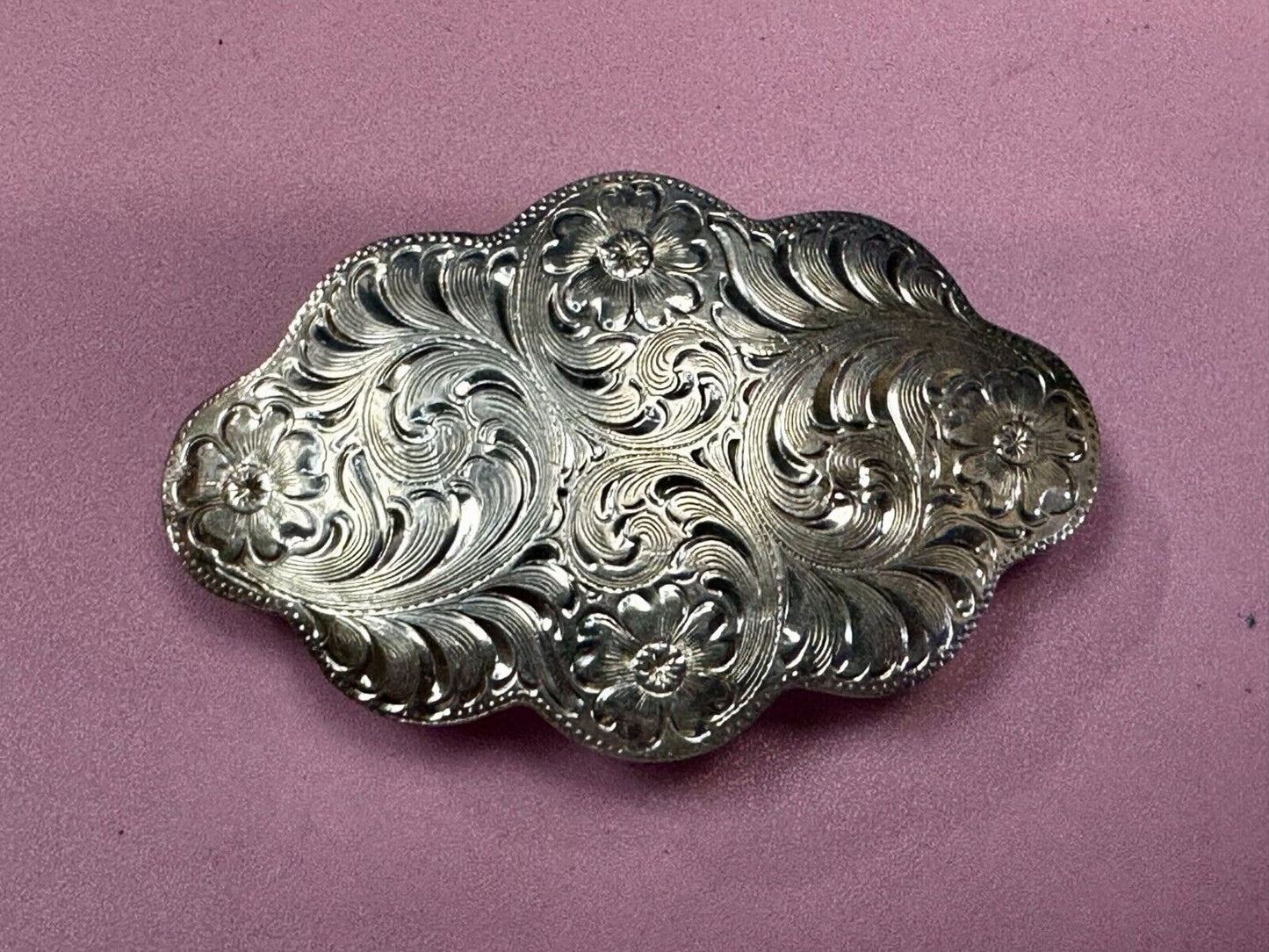 Beautiful Unique Shaped Cutout Flower Swirl Silver Tone Women Belt Buckle