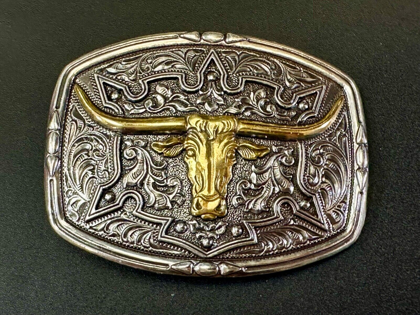 The Longhorn cow steer - cowboys cowgirls western belt buckle by Nocona