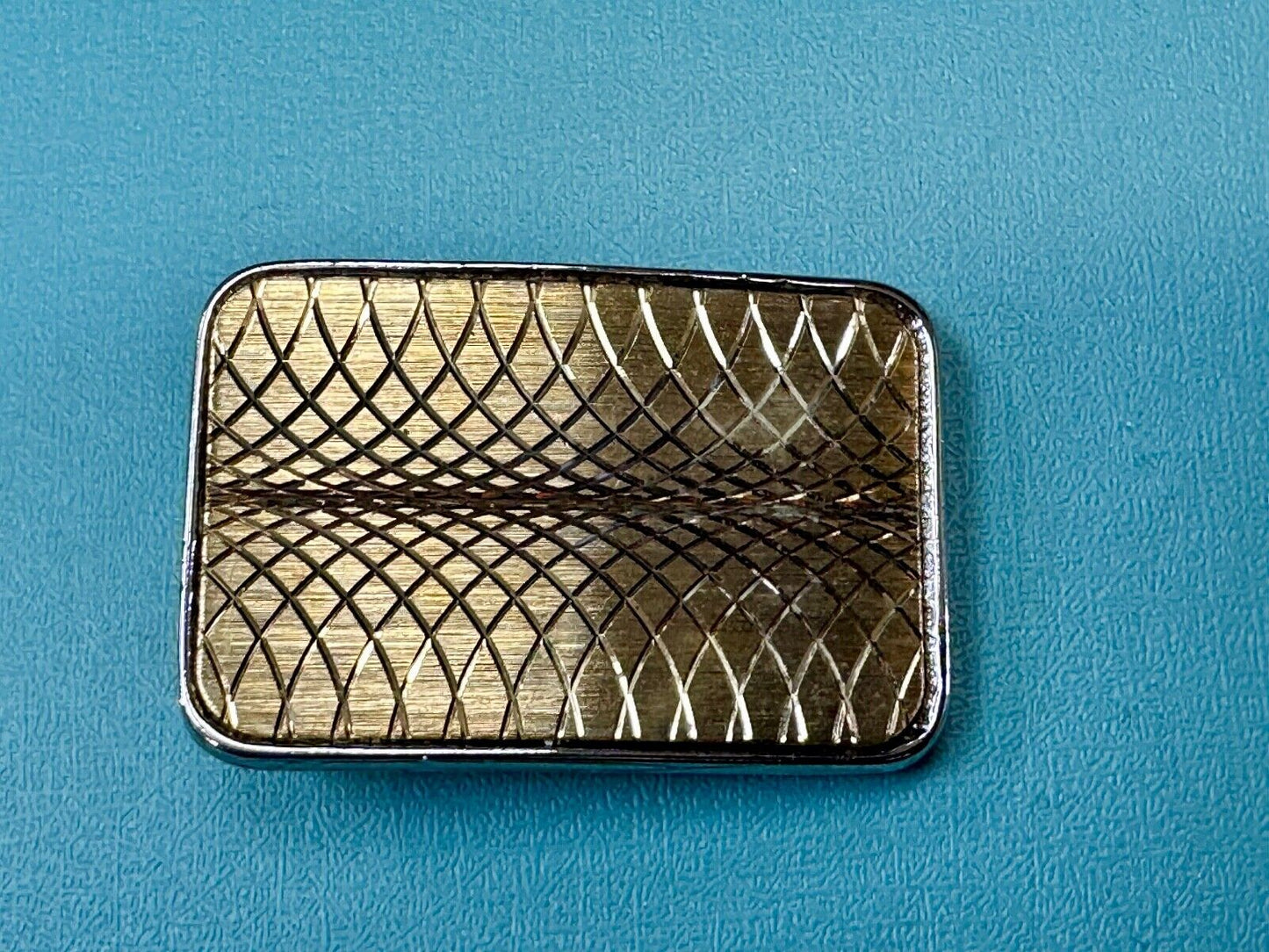 Vintage flower theme etched rectangular western gold tone belt buckle