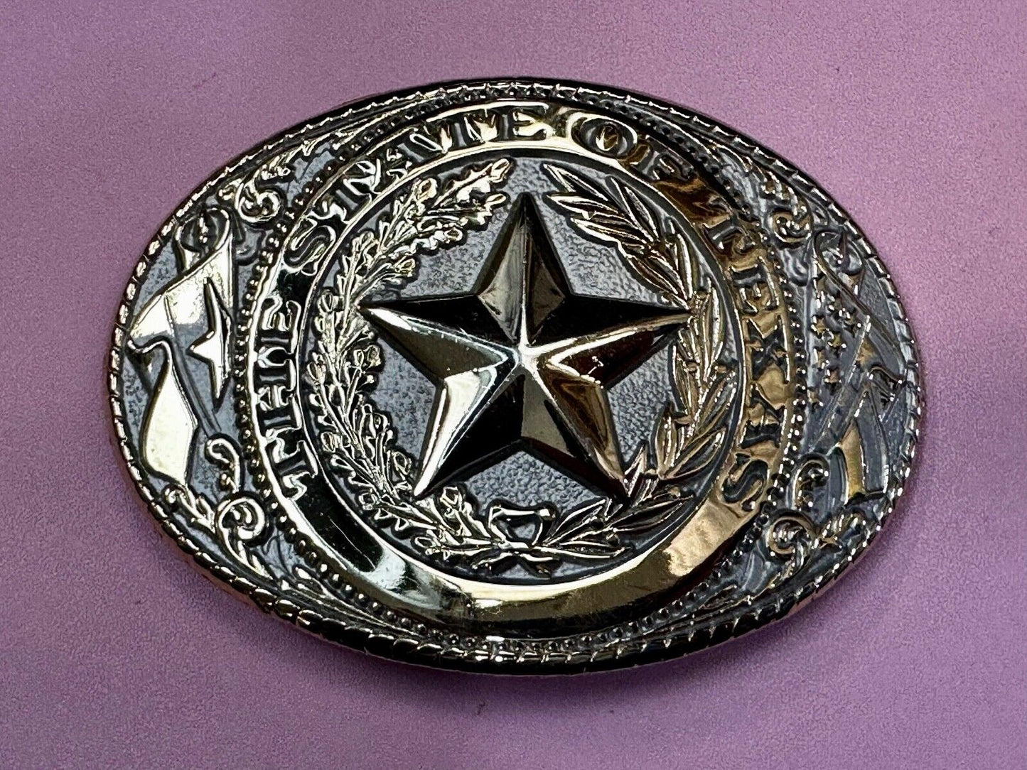 The Great State of Texas Star & Flag western Gold & White Color Belt Buckle