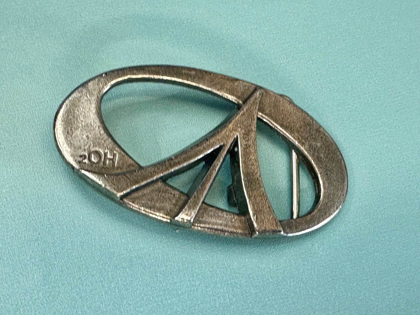 2OH Peace love & Rock & Roll gold color belt buckle