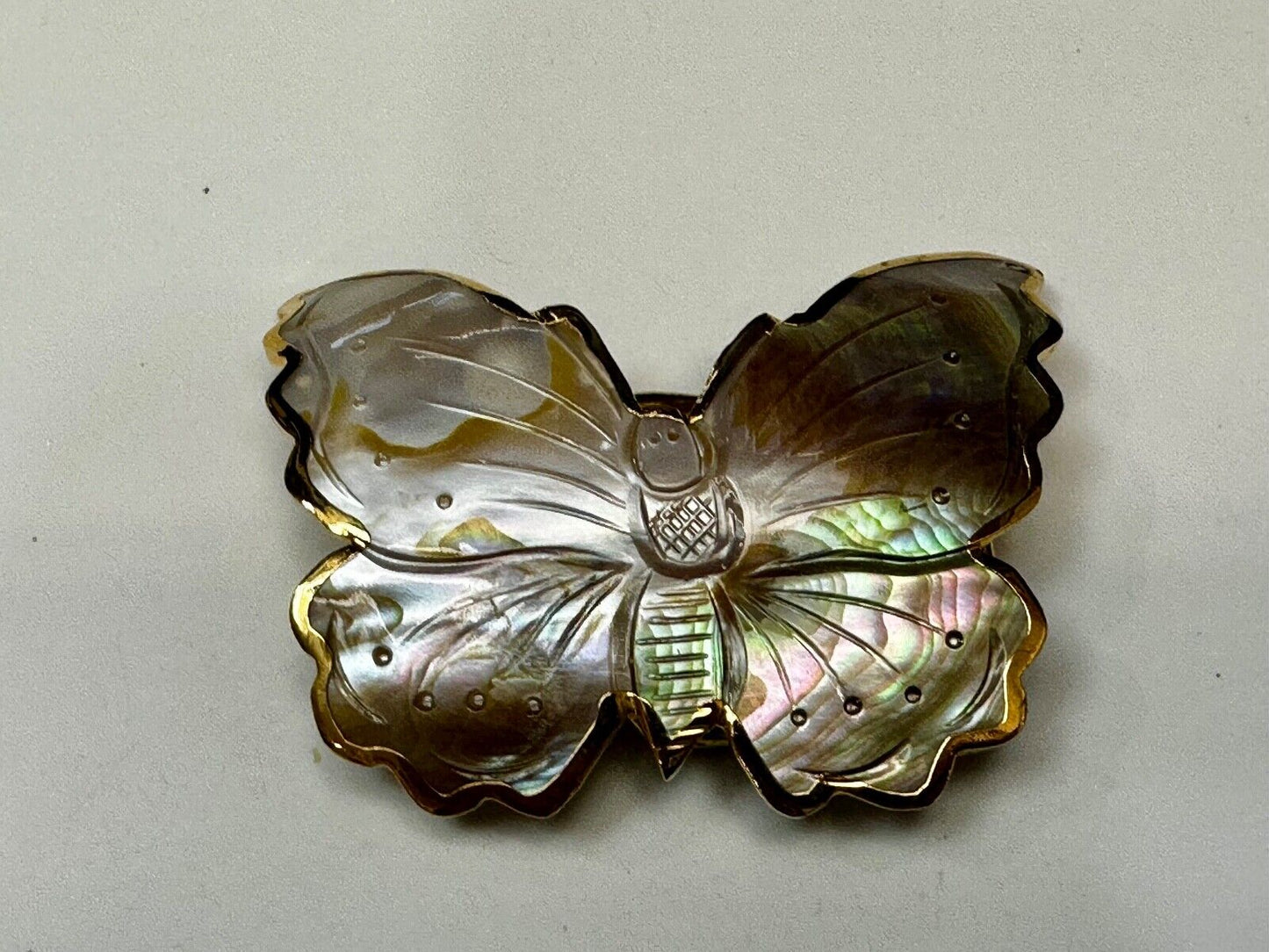 Vintage Butterfly Shaped MOP Mother of Pearl Cutout Gold tone Belt Buckle Slide